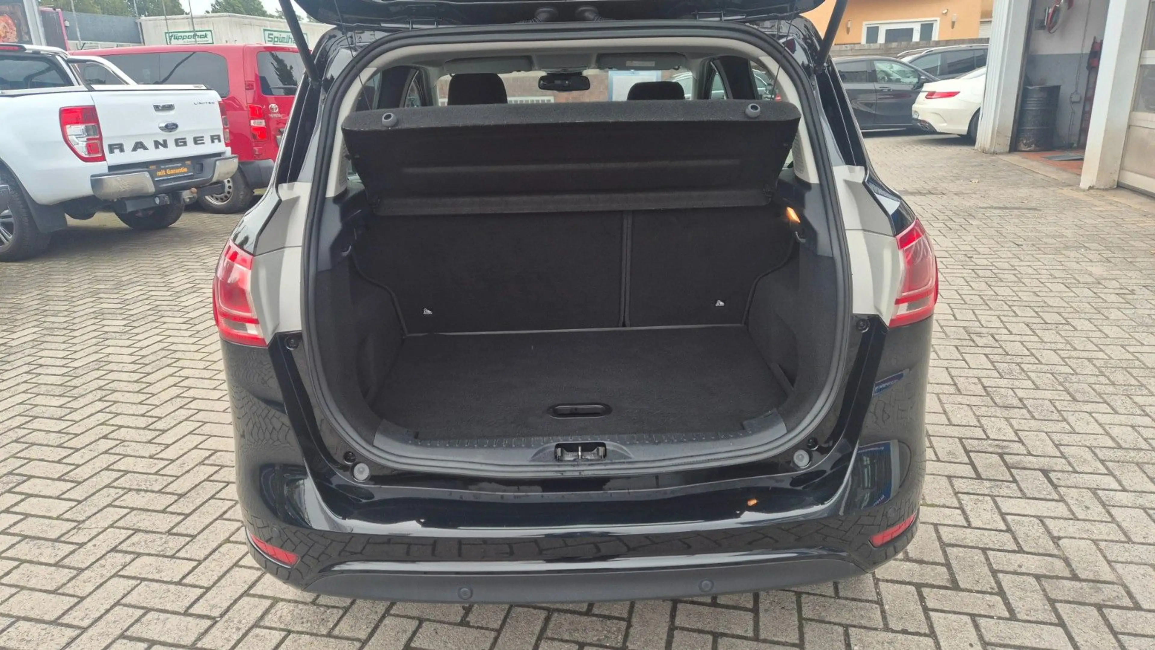 Ford B-Max B-MAX Sync Edition — photo 8