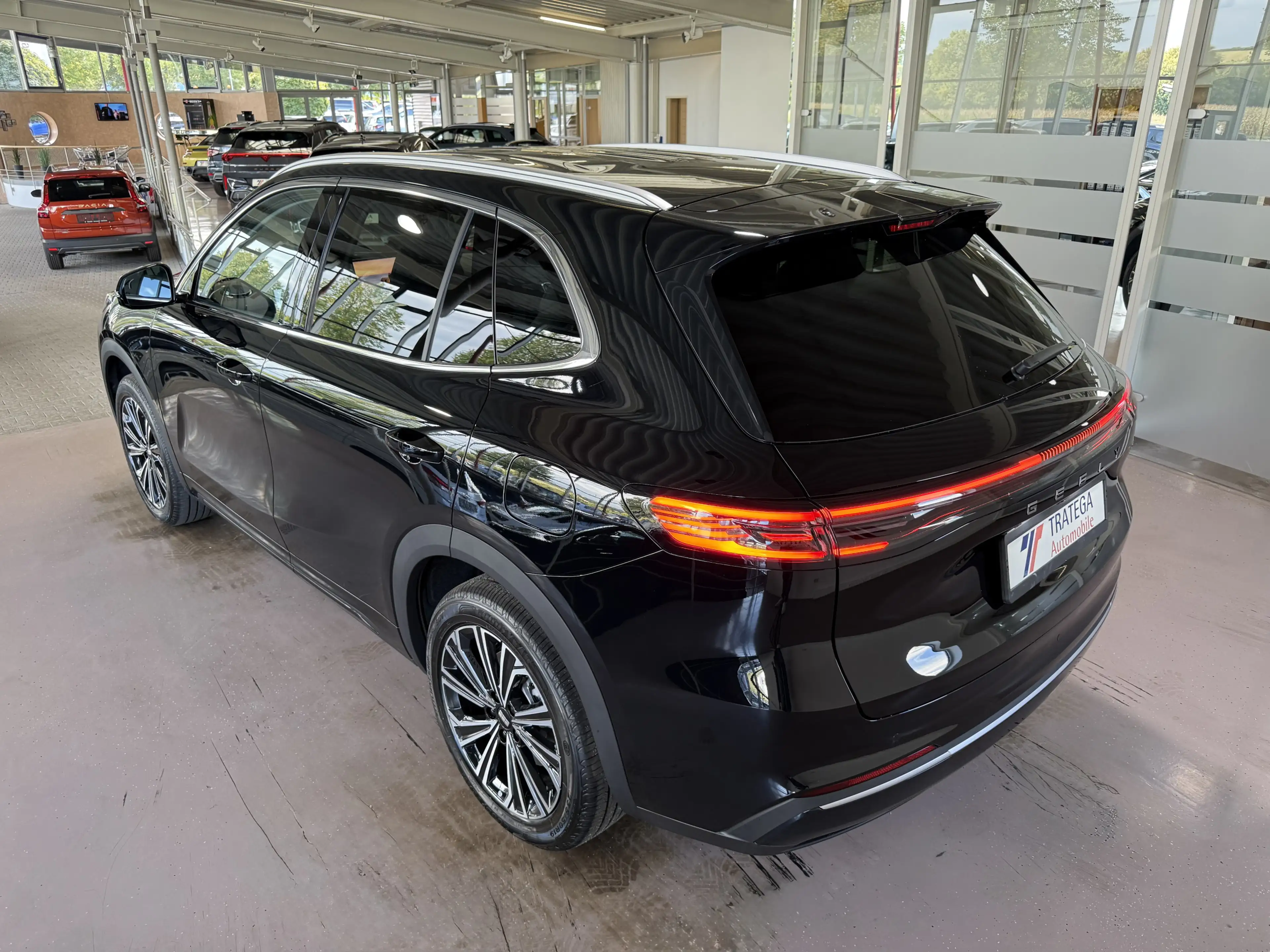 Geely Starray EM-i Pro+ 29,8kWh- 136KM el.Reichweite — photo 12