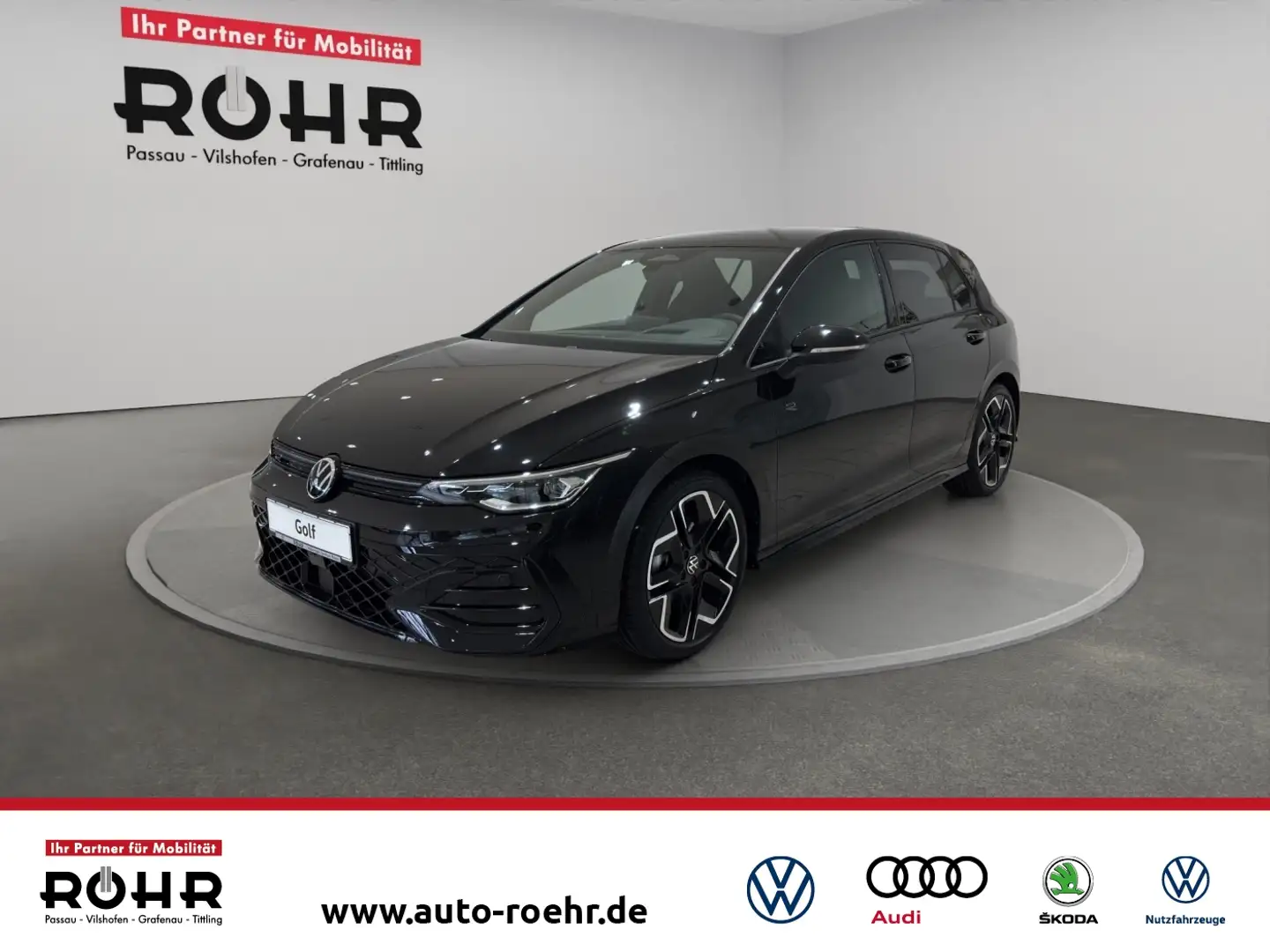 Volkswagen Golf VIII R-Line (AHK/BlackStyle/WR) 1.5 l eTSI 110 kW Noir - 1