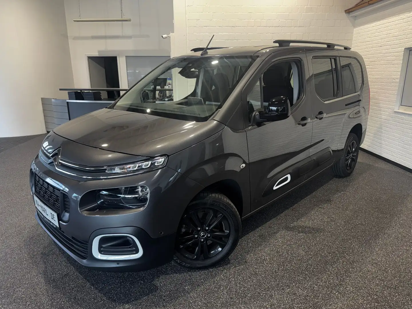Citroen Berlingo Feel Pack XL AUTOM. 7-SITZER NAVI+CAM Grau - 2