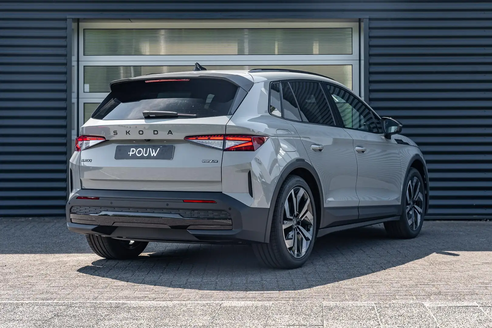 Skoda Elroq 85 286pk Sportline Edition | LMV 20'' | Trekhaak U Grijs - 2