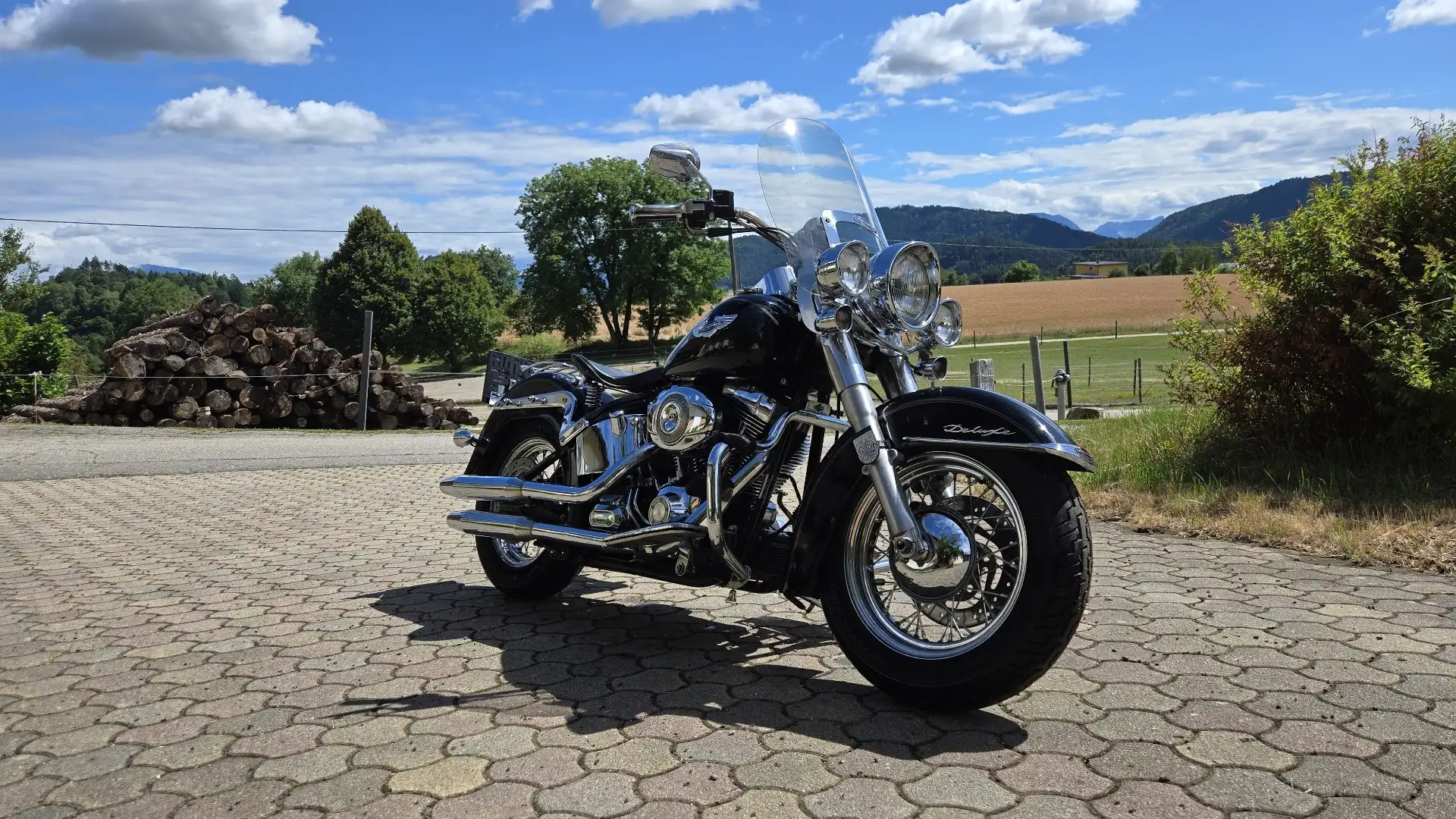 Harley-Davidson Deluxe Schwarz - 2