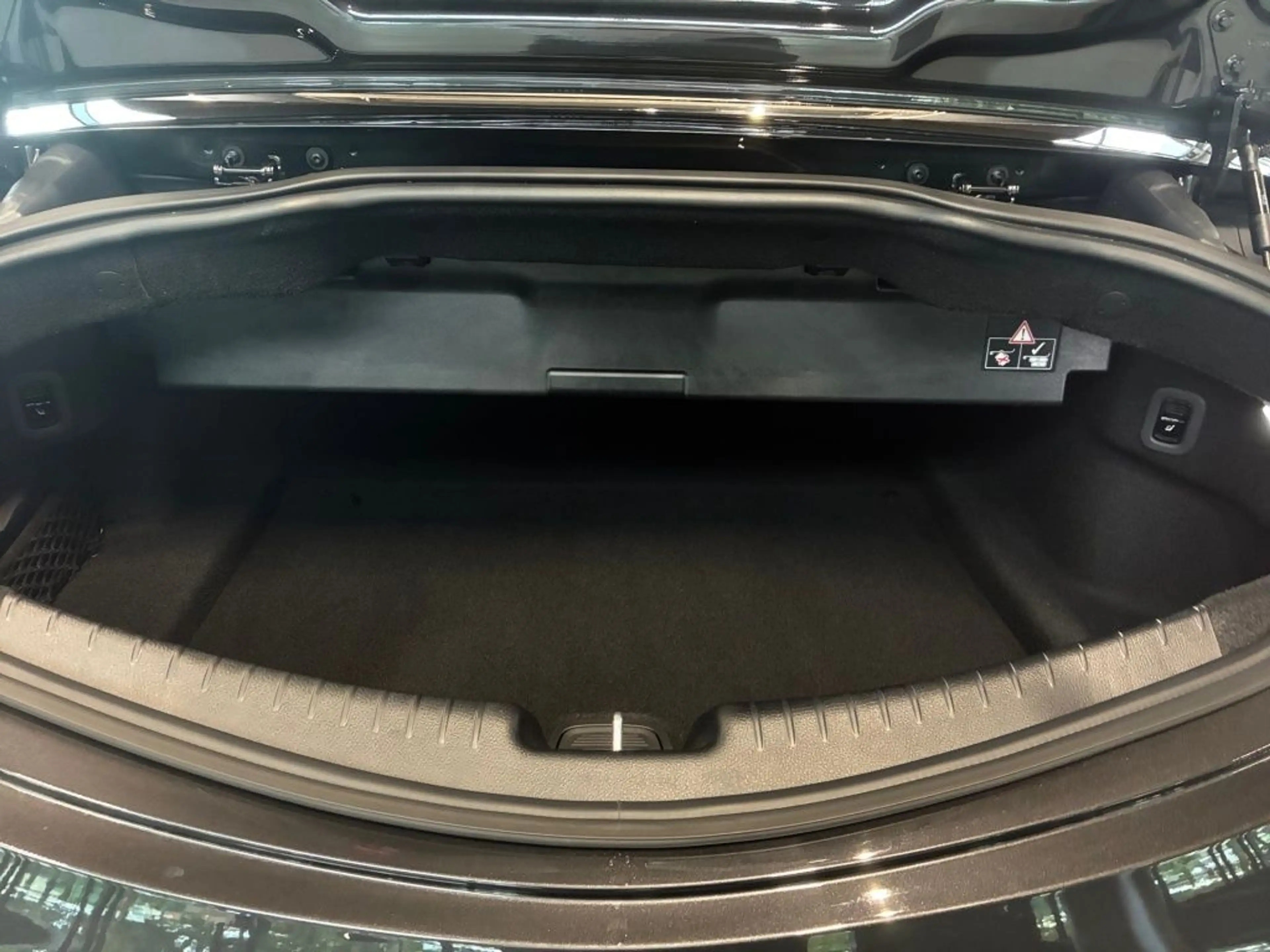 Mercedes-Benz CLE 200 AMG+AIRSCARF+KAMERA+MEMORY+AMBIENTE — photo 9