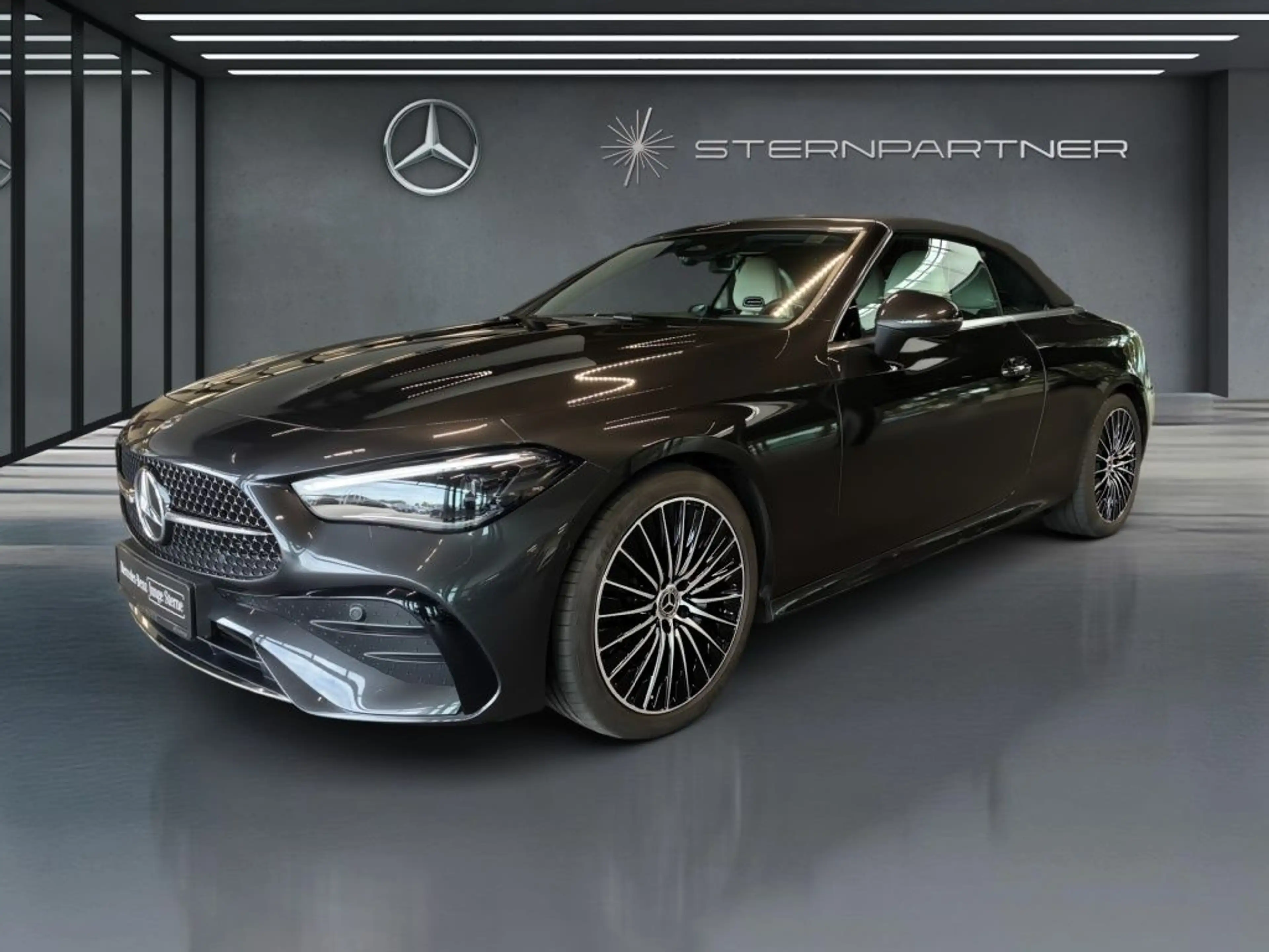 Mercedes-Benz CLE 200 AMG+AIRSCARF+KAMERA+MEMORY+AMBIENTE