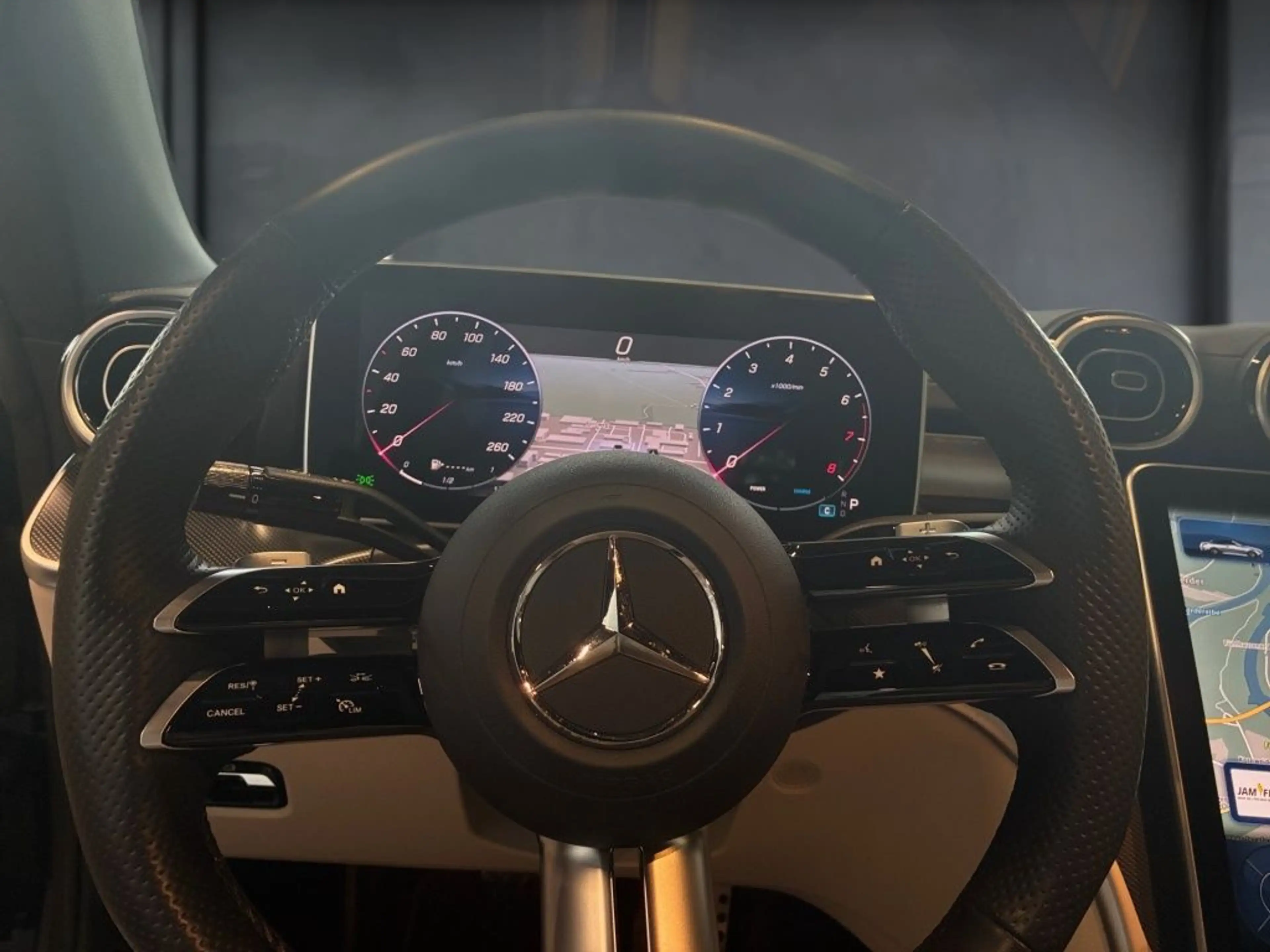 Mercedes-Benz CLE 200 AMG+AIRSCARF+KAMERA+MEMORY+AMBIENTE — photo 7