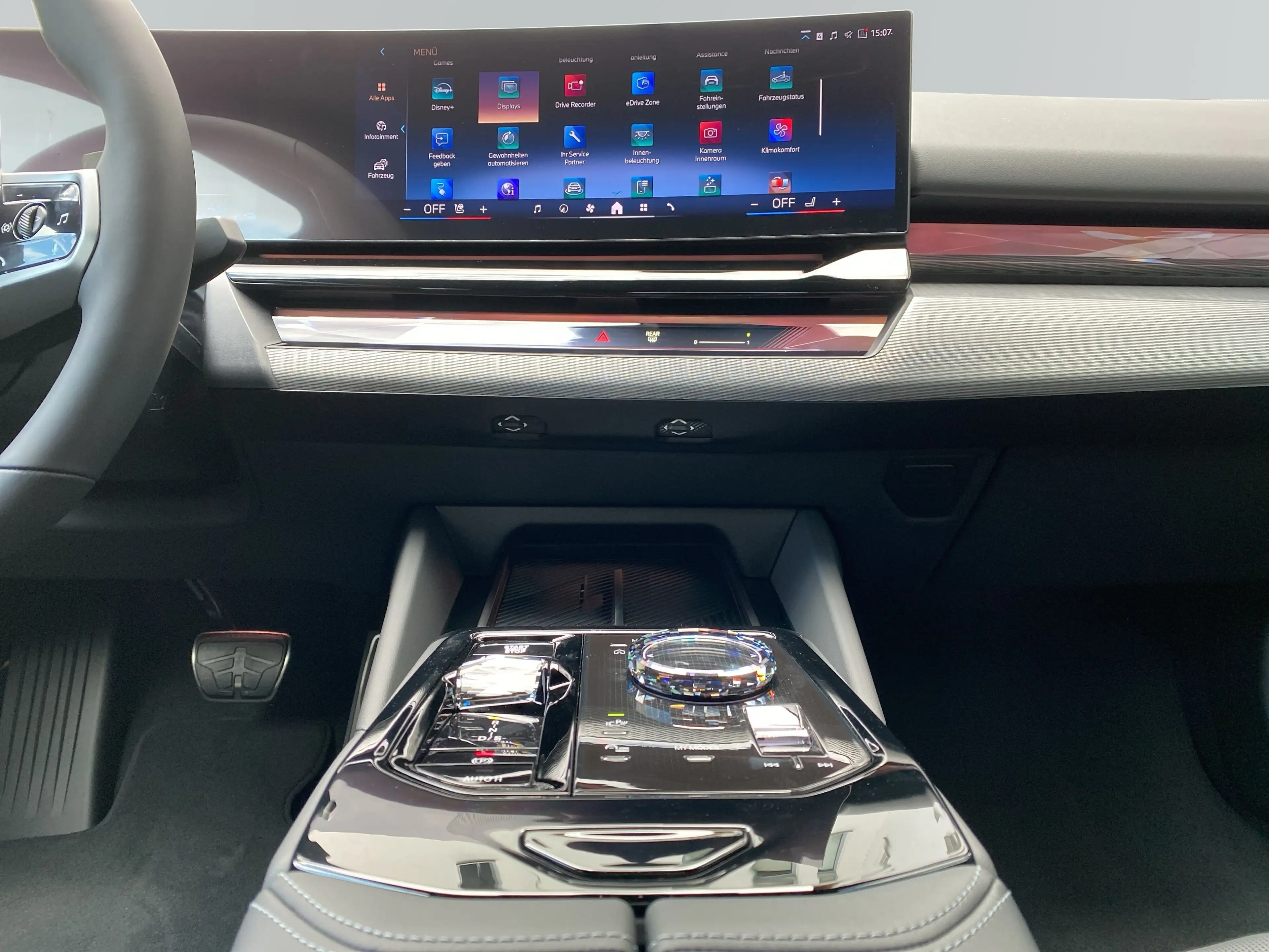 BMW 550 e xDrive M Sportpaket Head-Up DAB LED RFK — photo 13