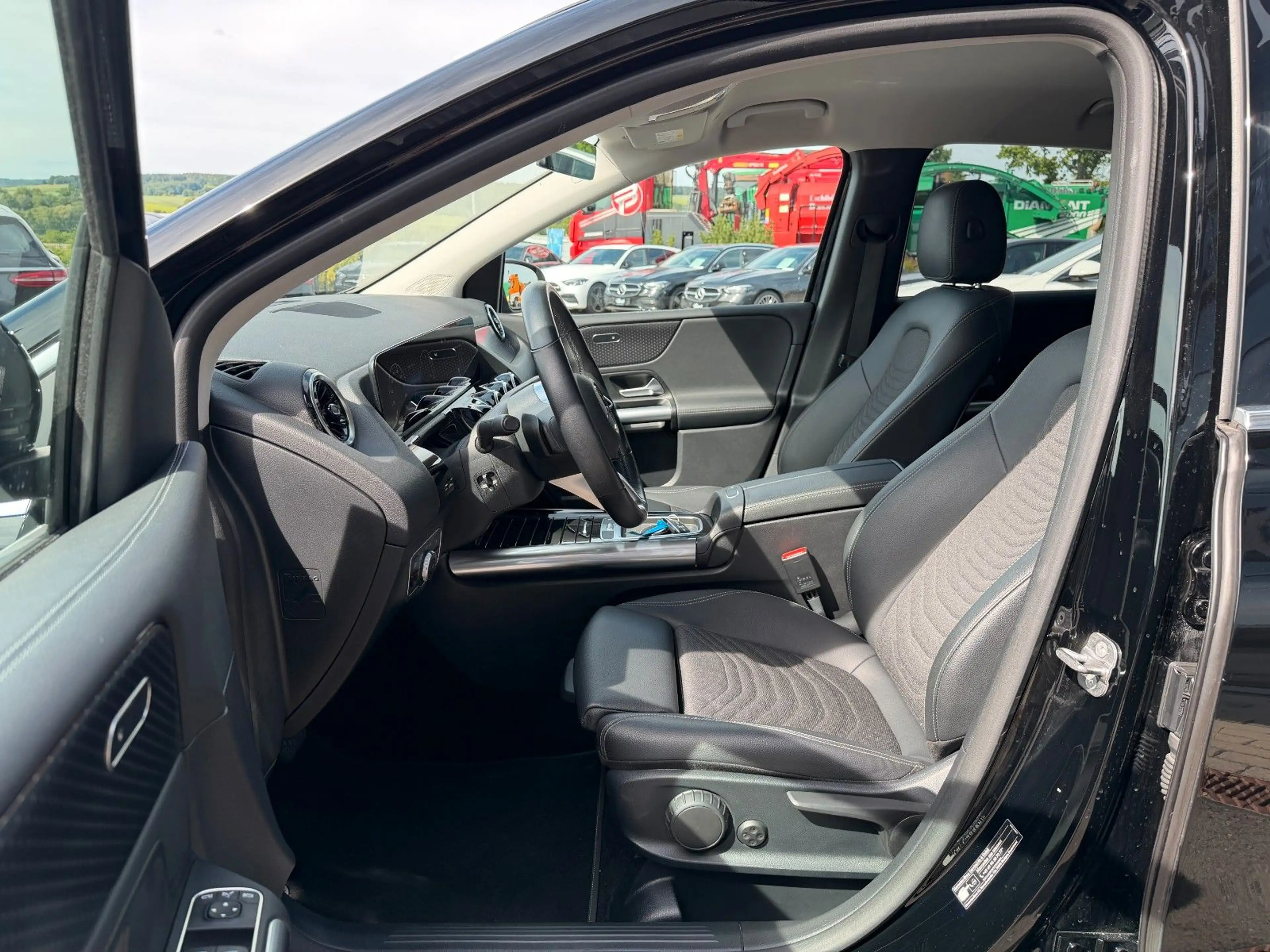 Mercedes-Benz B 250 e Progressive MBEAM+R-Kamera+Carplay+MBUX — photo 10