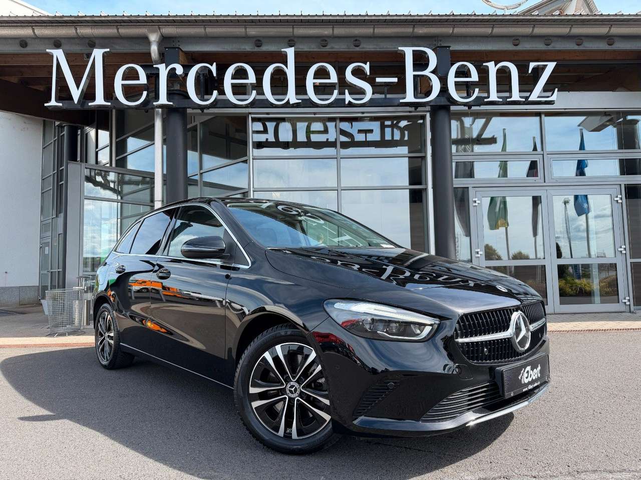 Mercedes-Benz B 250 2023 — e Progressive MBEAM+R-Kamera+Carplay+MBUX