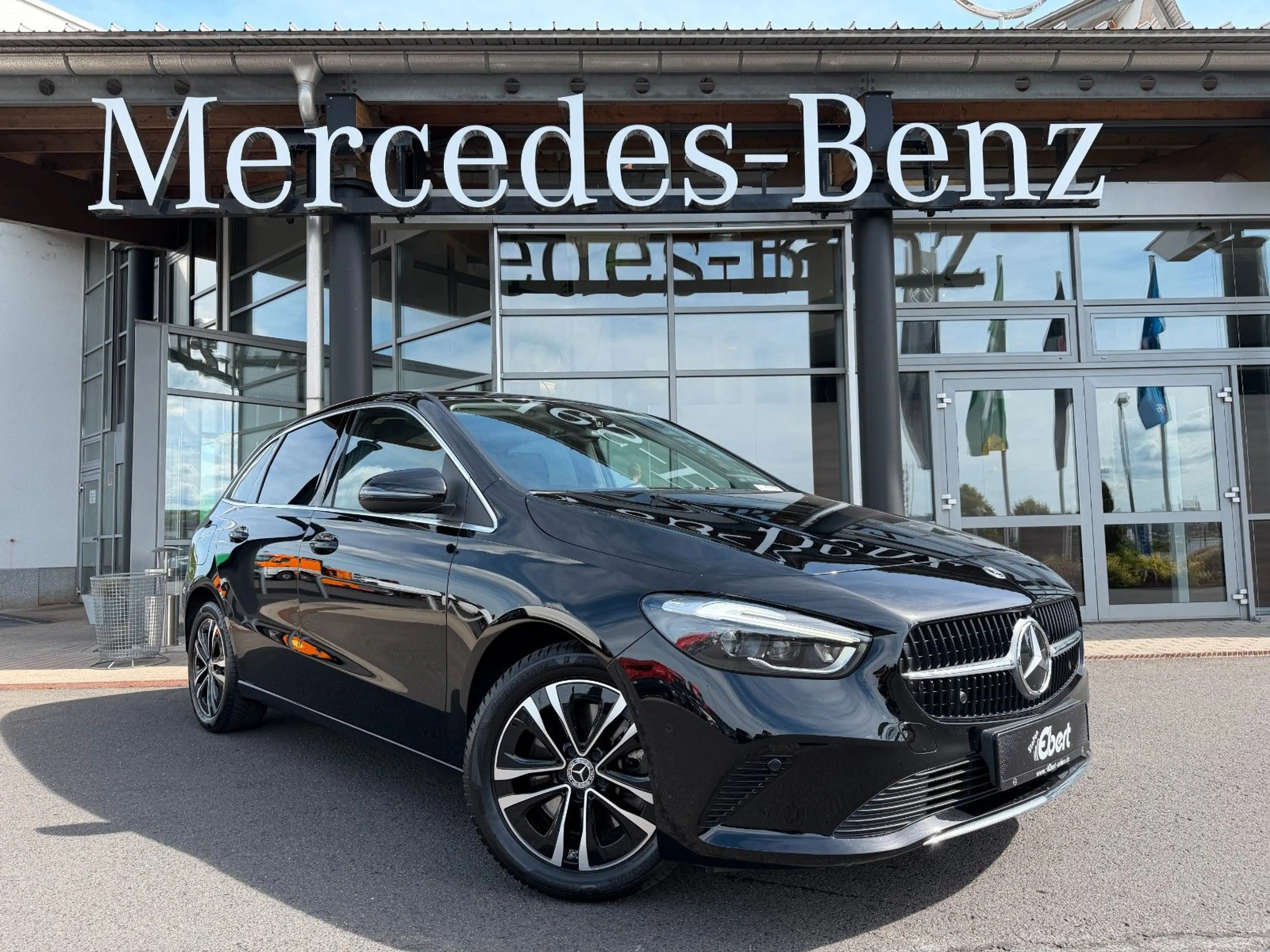 Mercedes-Benz B 250 e Progressive MBEAM+R-Kamera+Carplay+MBUX