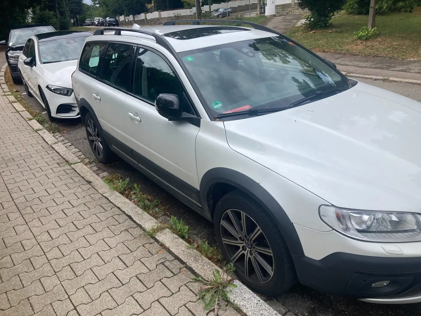Volvo XC70 D4 AWD Black Edition Weiß - 2