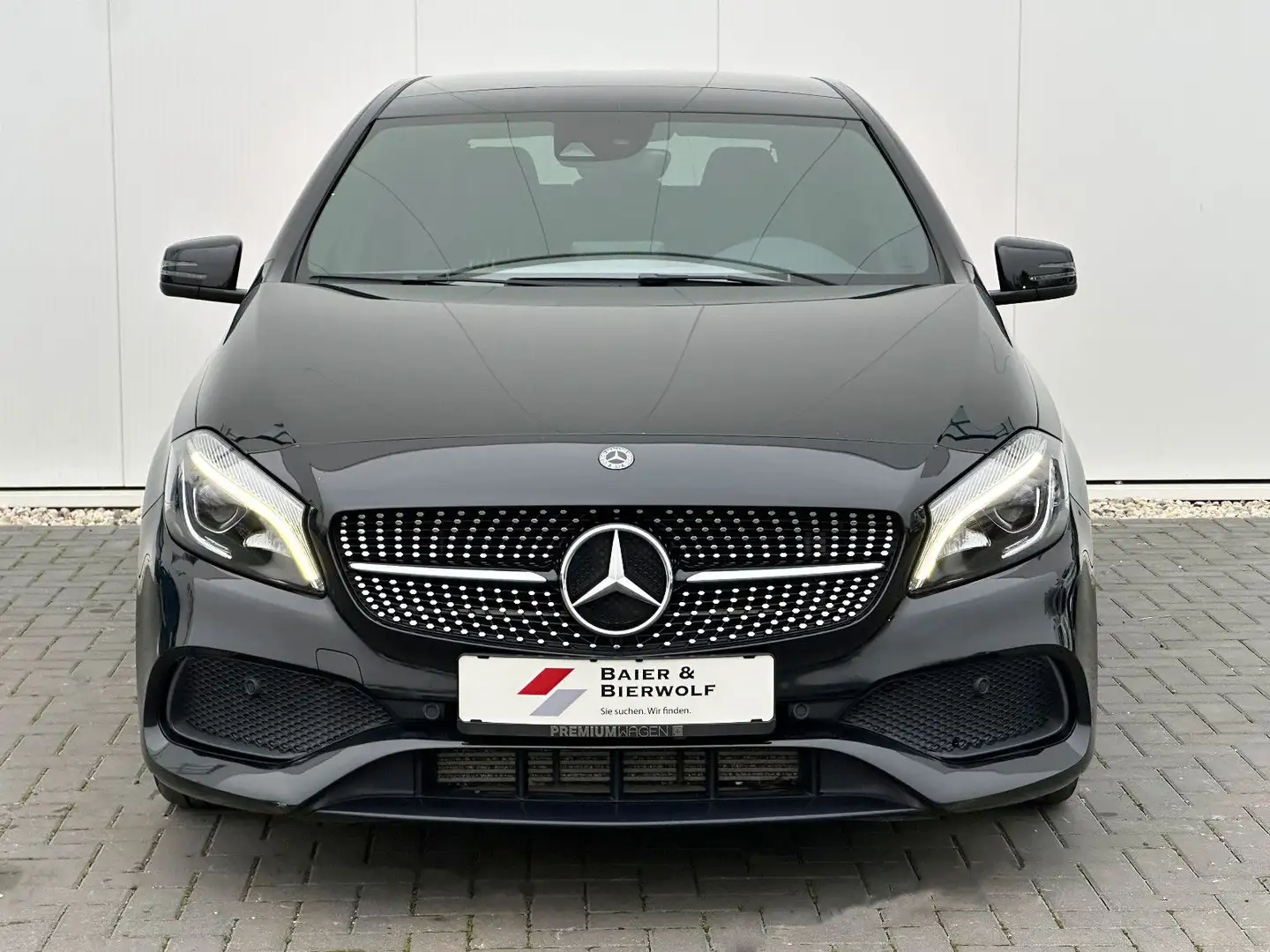 Mercedes-Benz A 250 AMG-LINE LED PANO KEYLESS ALCANTARA Černá - 2