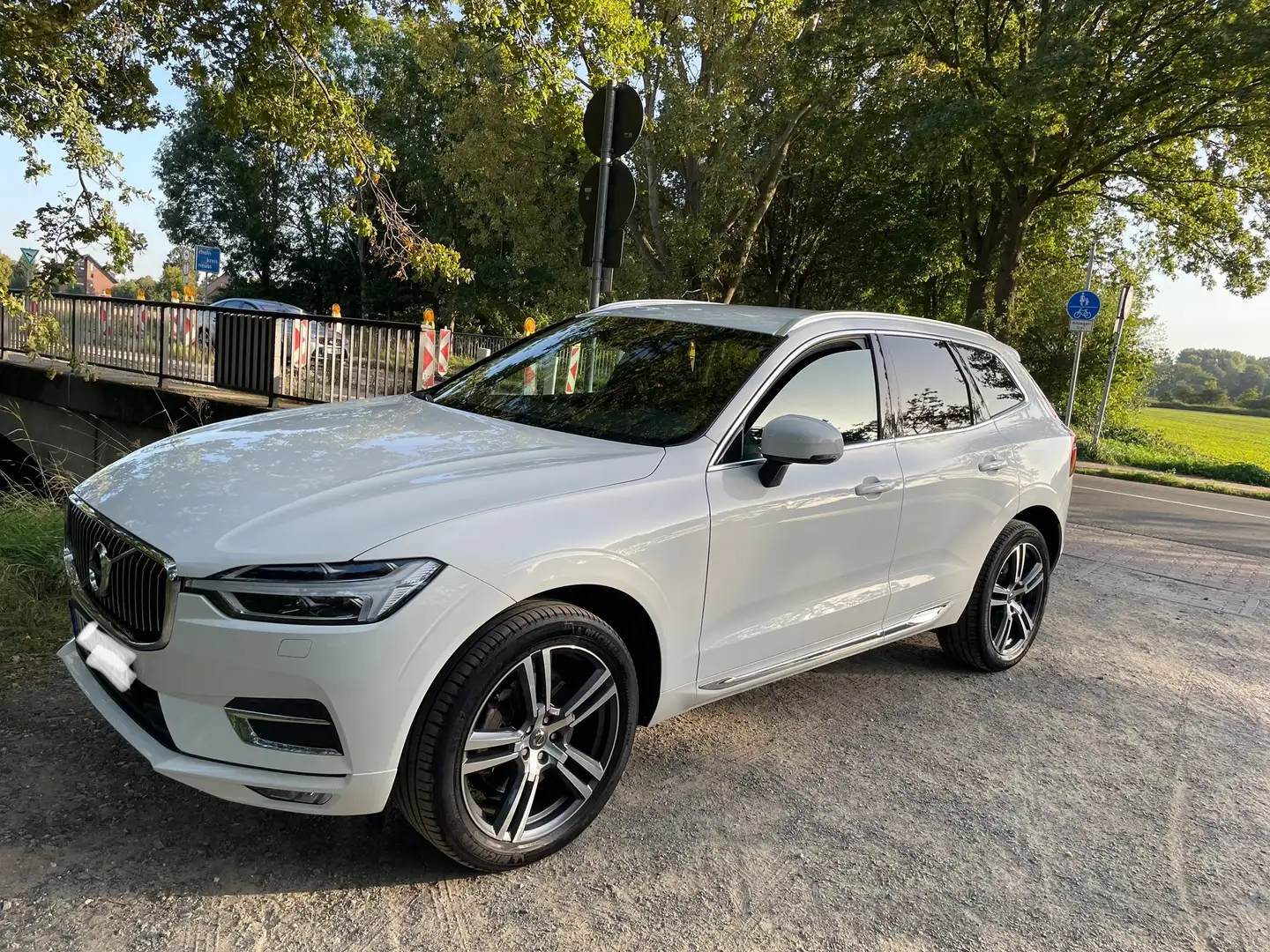 Volvo XC60 XC60 T4 Geartronic Inscription Weiß - 2