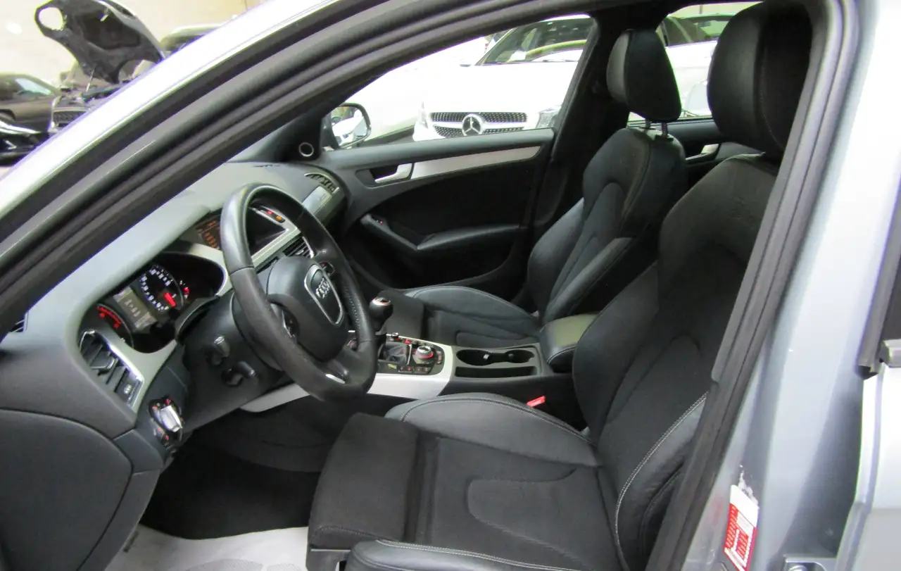 2012 Audi A4 A4 Avant 2.0 TDi S-LINE S LINE SLINE quattro MANUALE * 188.000 KM REALI *, photograph 9
