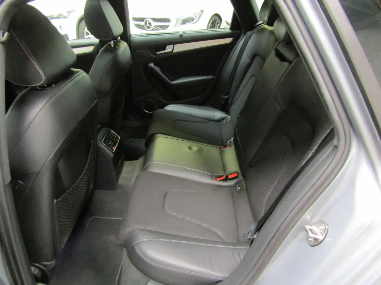 2012 Audi A4 A4 Avant 2.0 TDi S-LINE S LINE SLINE quattro MANUALE * 188.000 KM REALI *, photograph 12