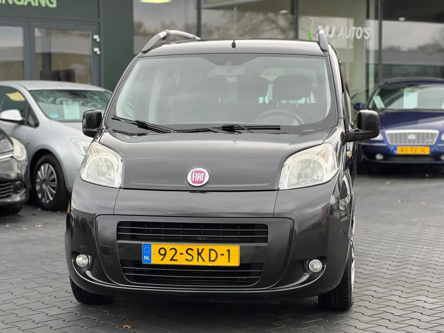 Fiat Qubo 1.3 M-JET DYNAMIC AUTOMAAT 2xSCHUIFDEUR Schwarz - 2