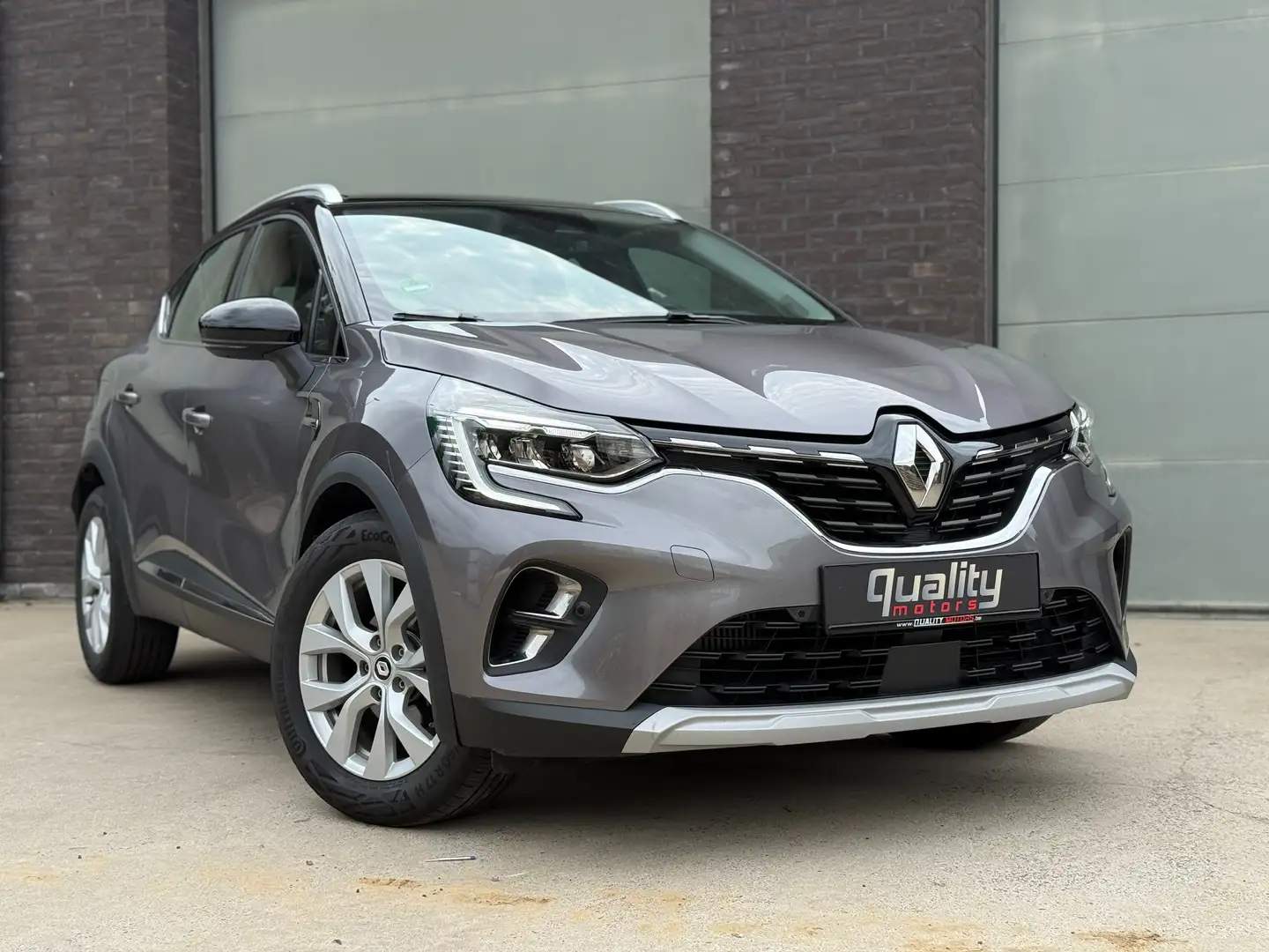 Renault Captur Captur TCe Mild Hybrid 140 EDC GPF TECHNO Grijs - 2