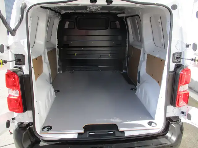 Toyota Proace Electric 75kW L1 Comfort ACC+Kam.+PDC+AUT Ansicht 8