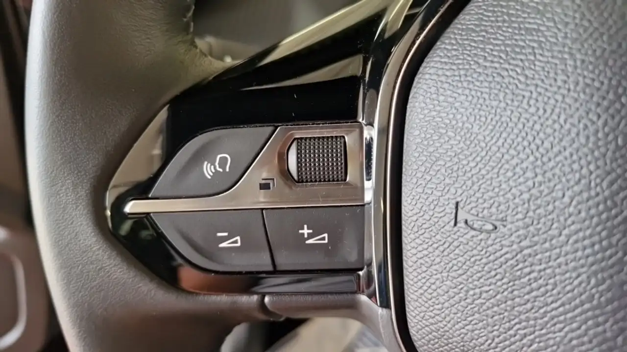 Peugeot 2008 2008 — photo 20