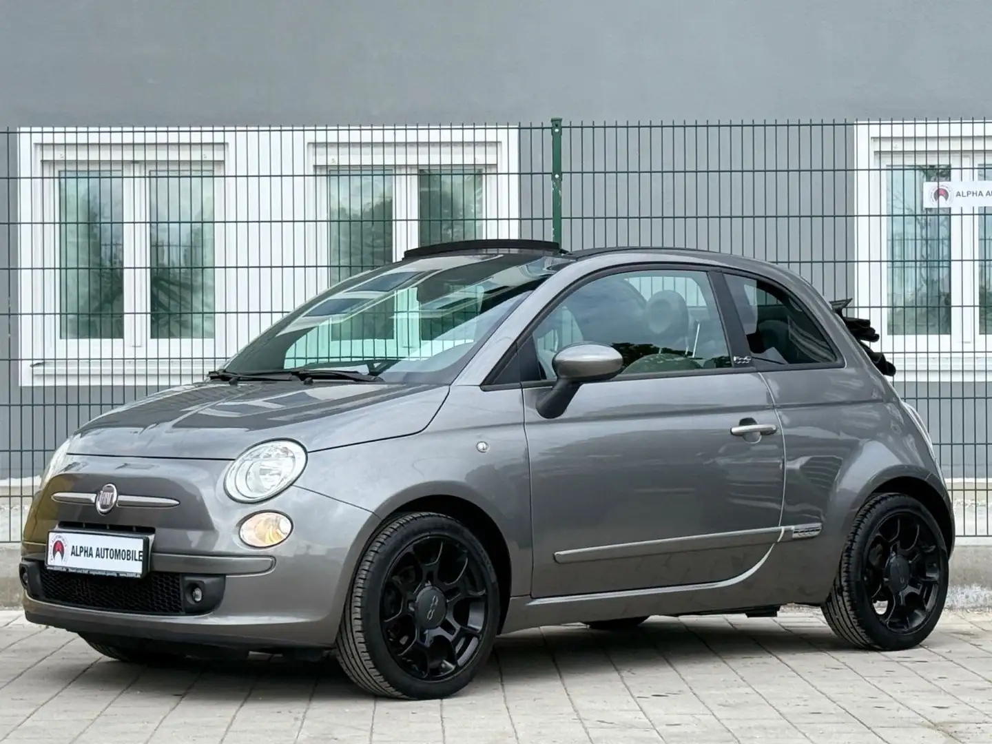 Fiat 500 TwinAir Plus/KLIMA/NAVI/ Grau - 1