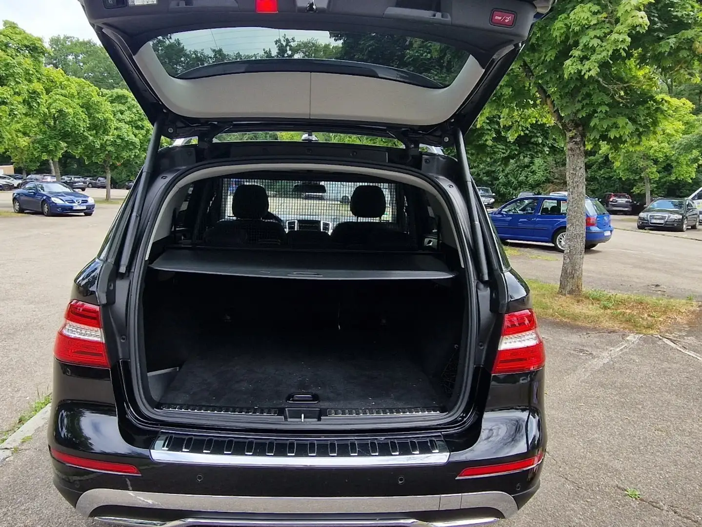 Mercedes-Benz ML 350 BlueTEC 4MATIC 7G-TRONIC Noir - 2