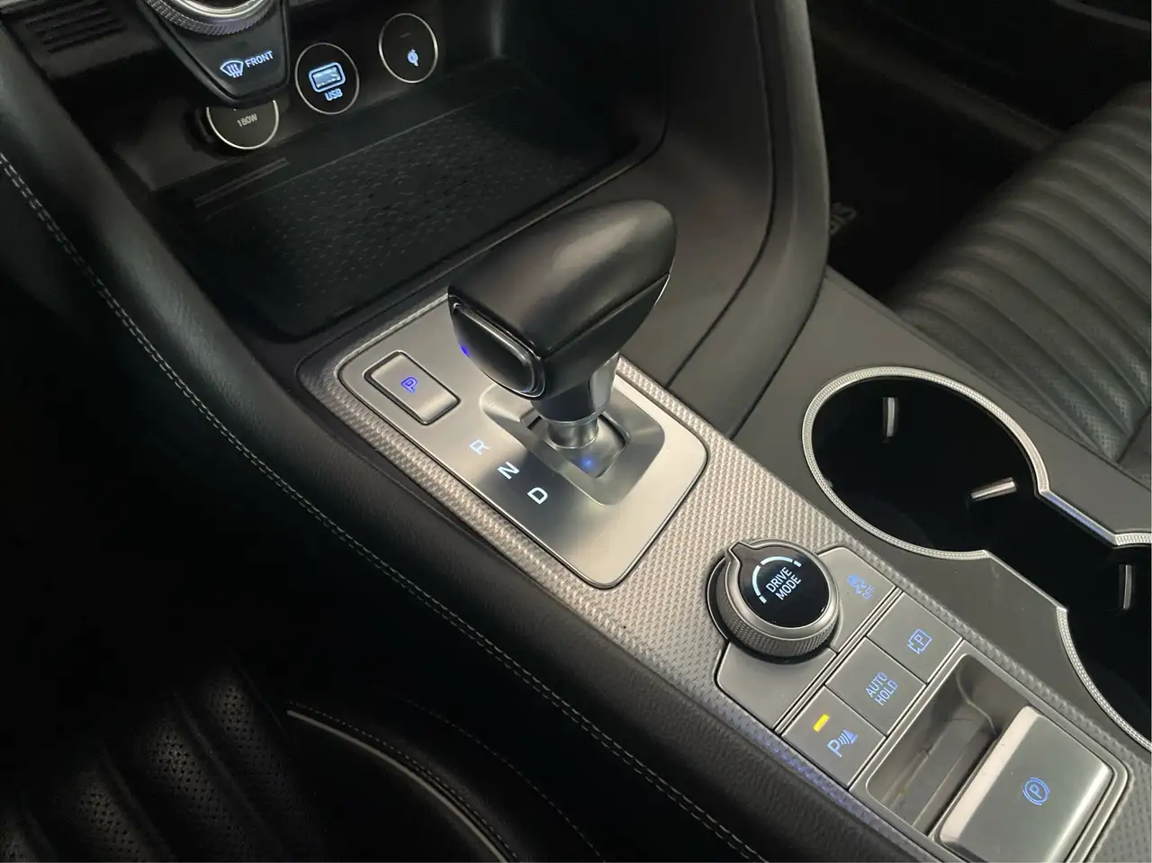 Genesis G70 снимка Genesis G70
