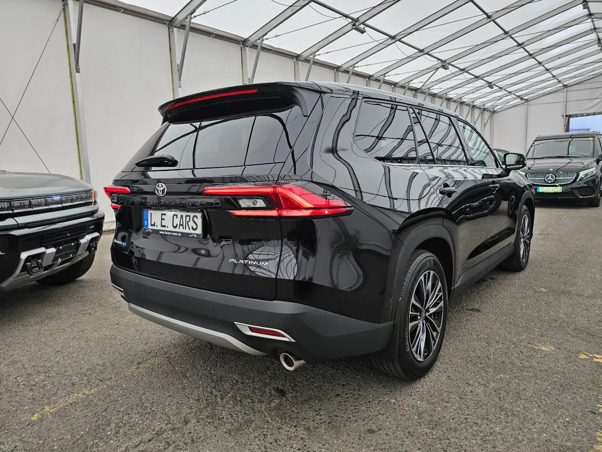 도요타 Toyota Highlander 2026 검정 사진 5