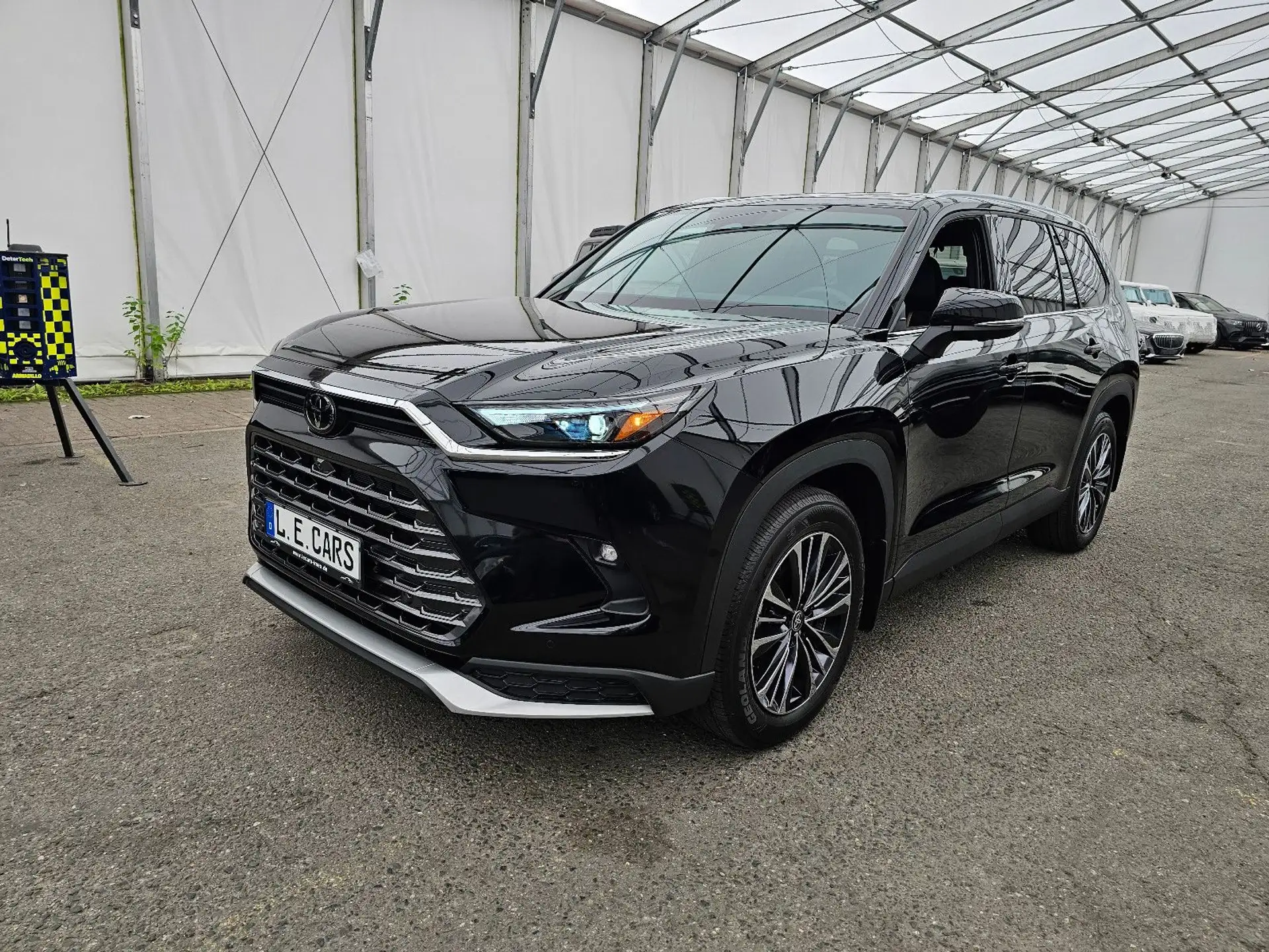 도요타 Toyota Highlander 2026 검정 사진 1