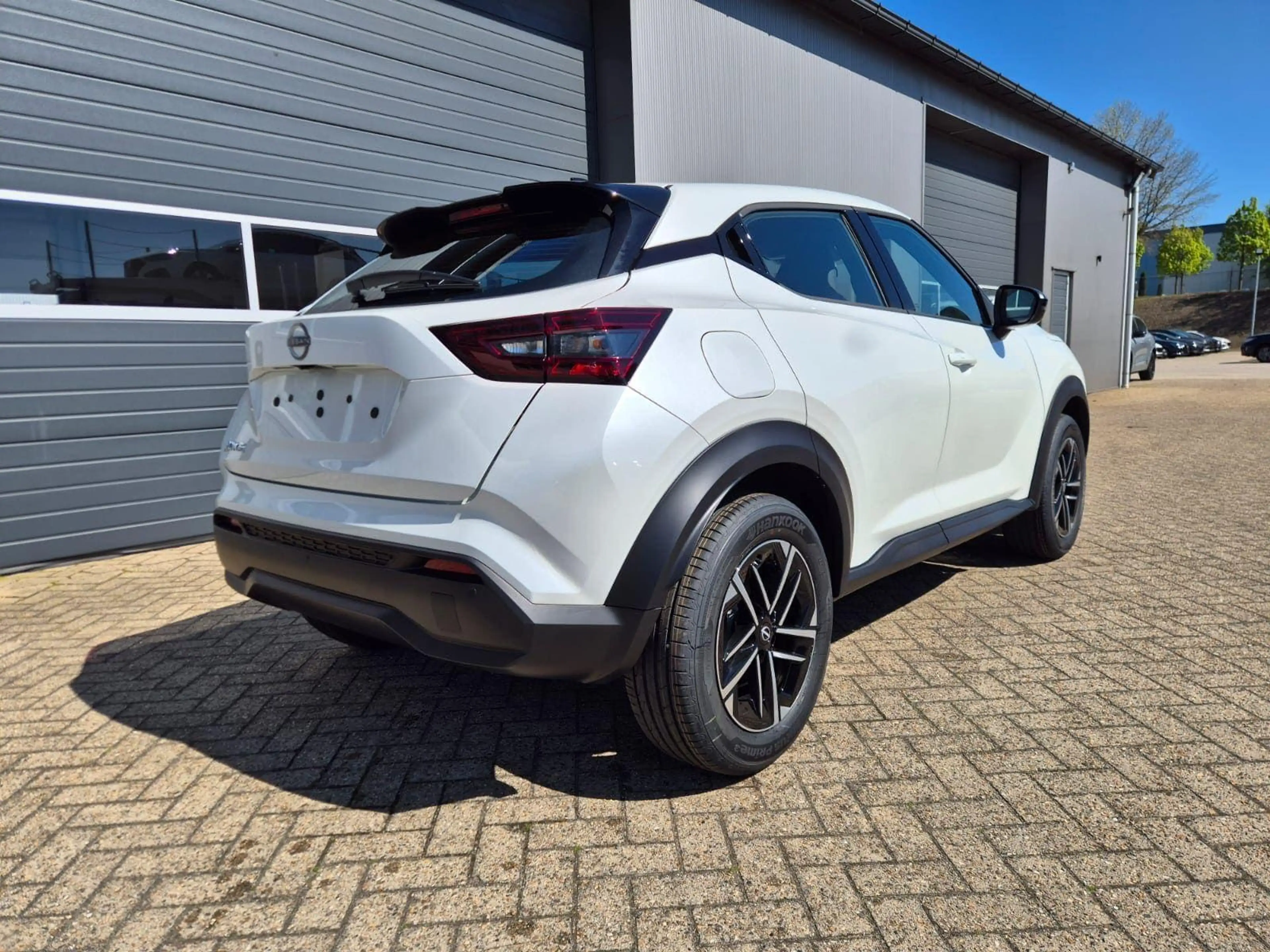 Nissan Juke 1.0 DIG-T 114PS N-Connecta Teil-Leder Klimaauto... — photo 5