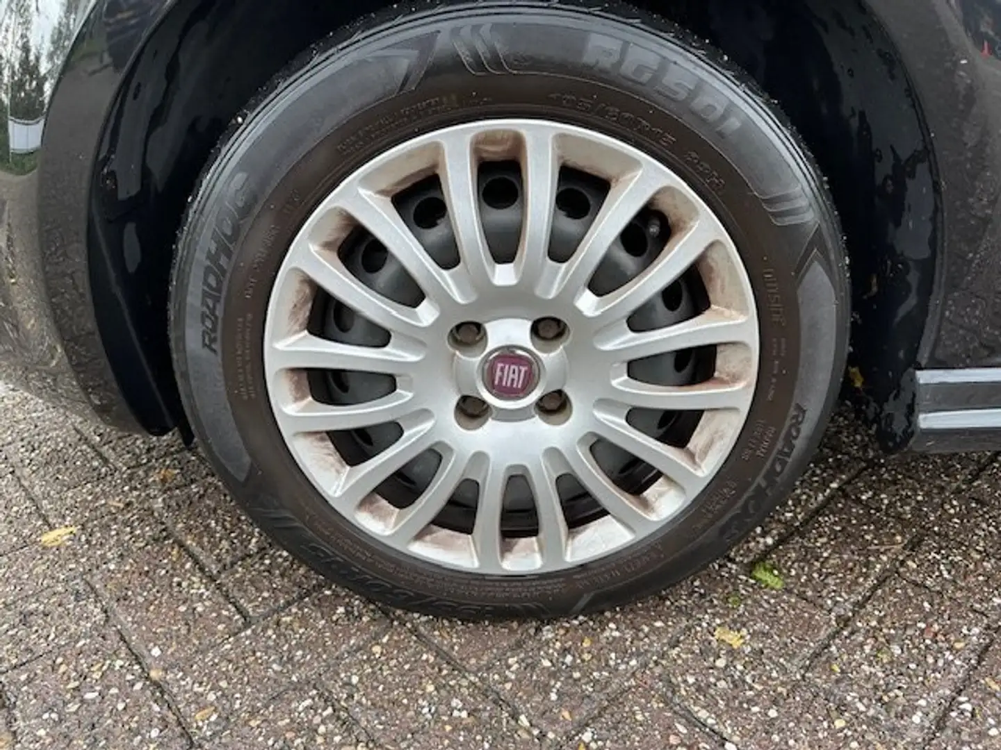 Fiat Punto Punto 1.3 M-Jet Actual Zwart - 2