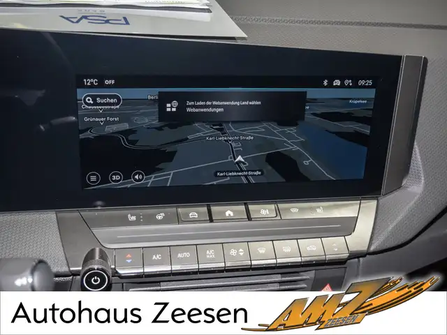 Opel Astra view 8