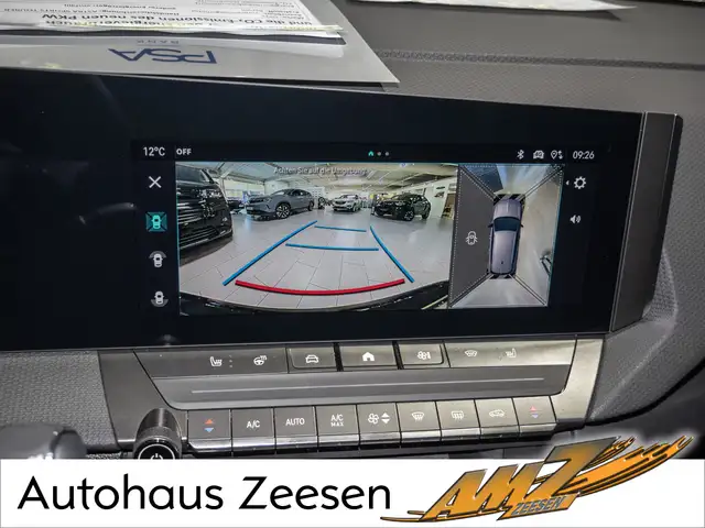 Opel Astra view 10