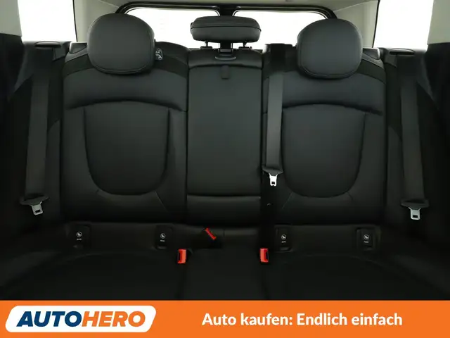 Mini Cooper Cooper view 15