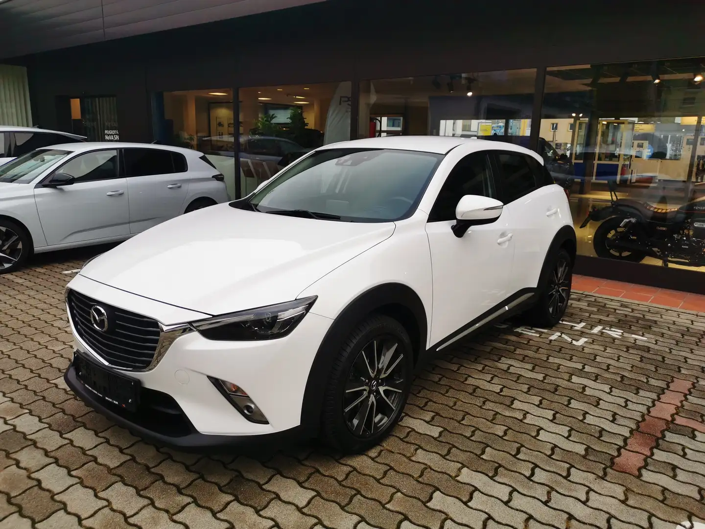 Mazda CX-3 CX-3 G120 Revolution Revolution Weiß - 1