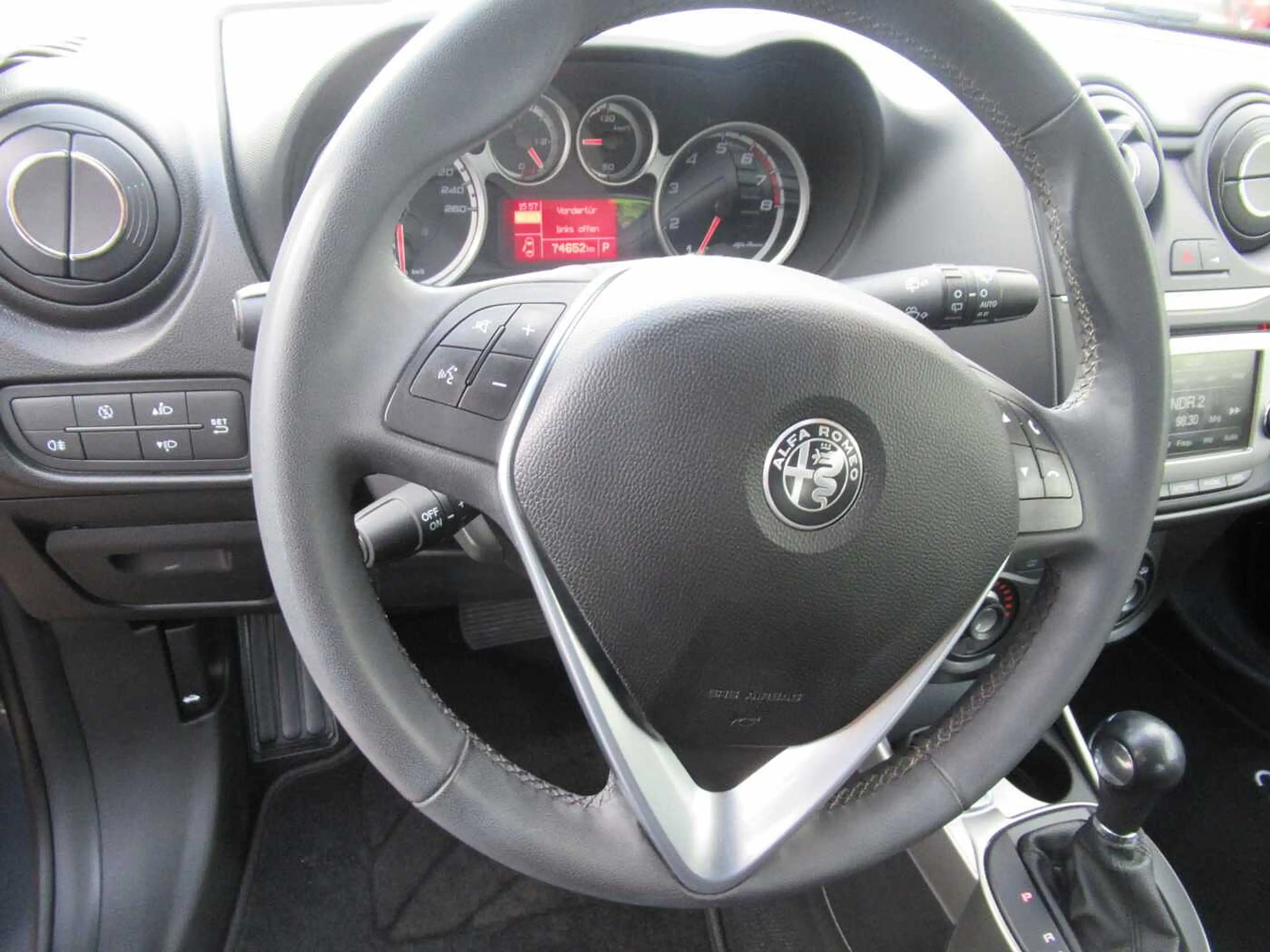 Alfa Romeo MiTo 1.4 16V — photo 9