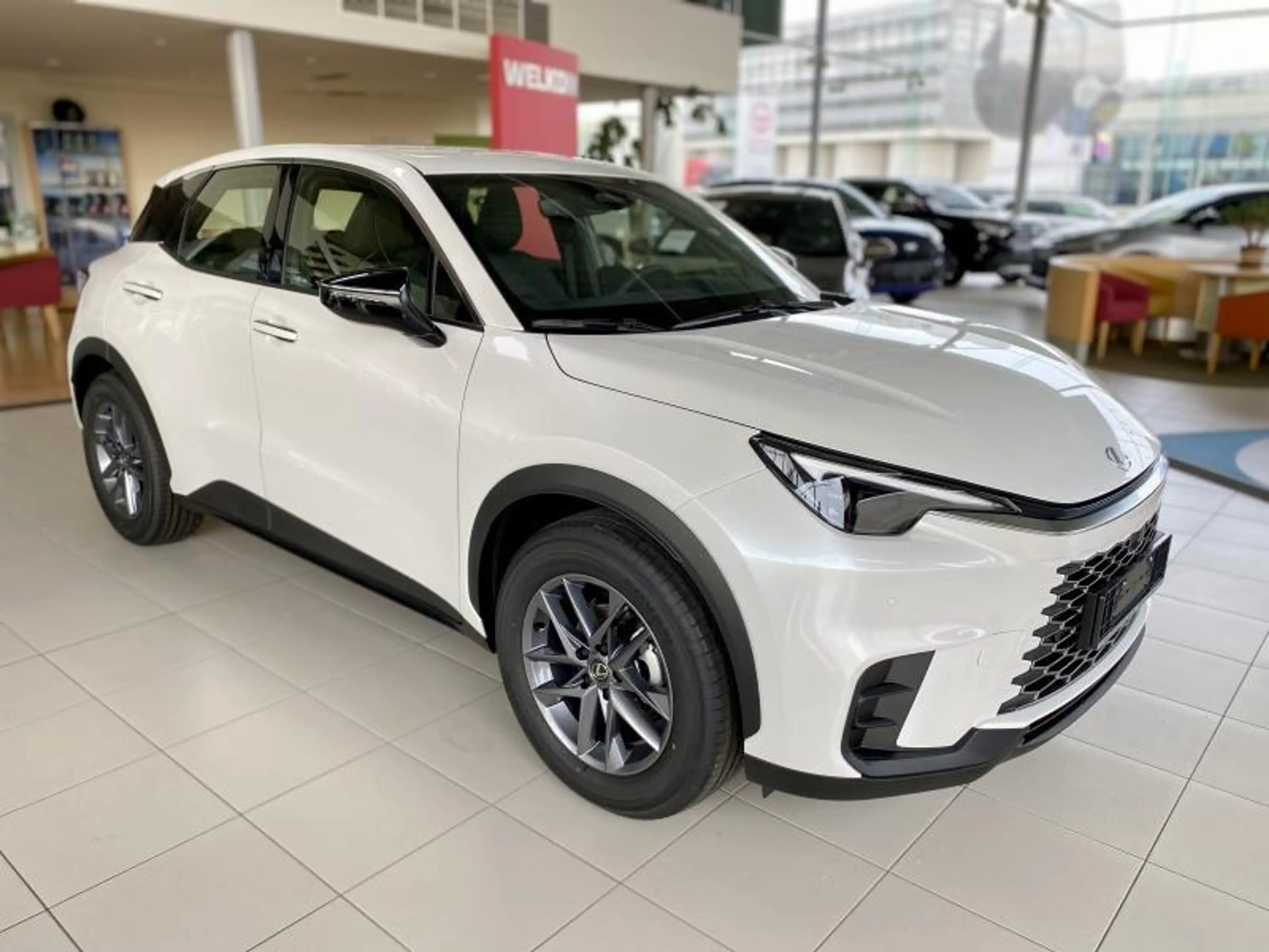 Lexus LBX FWD Comfort & Safety Pack + Se