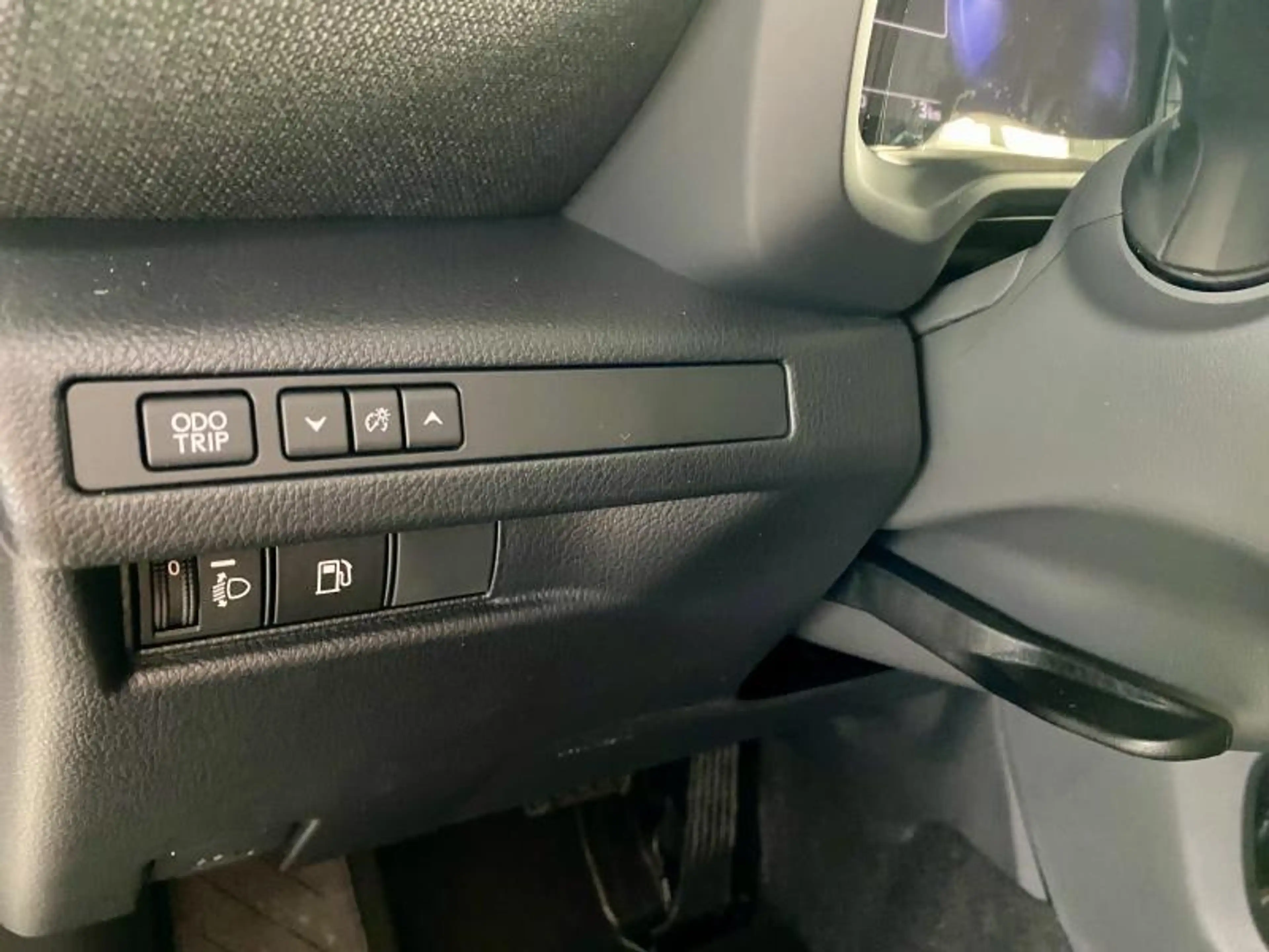 Lexus LBX FWD Comfort & Safety Pack + Se — photo 11