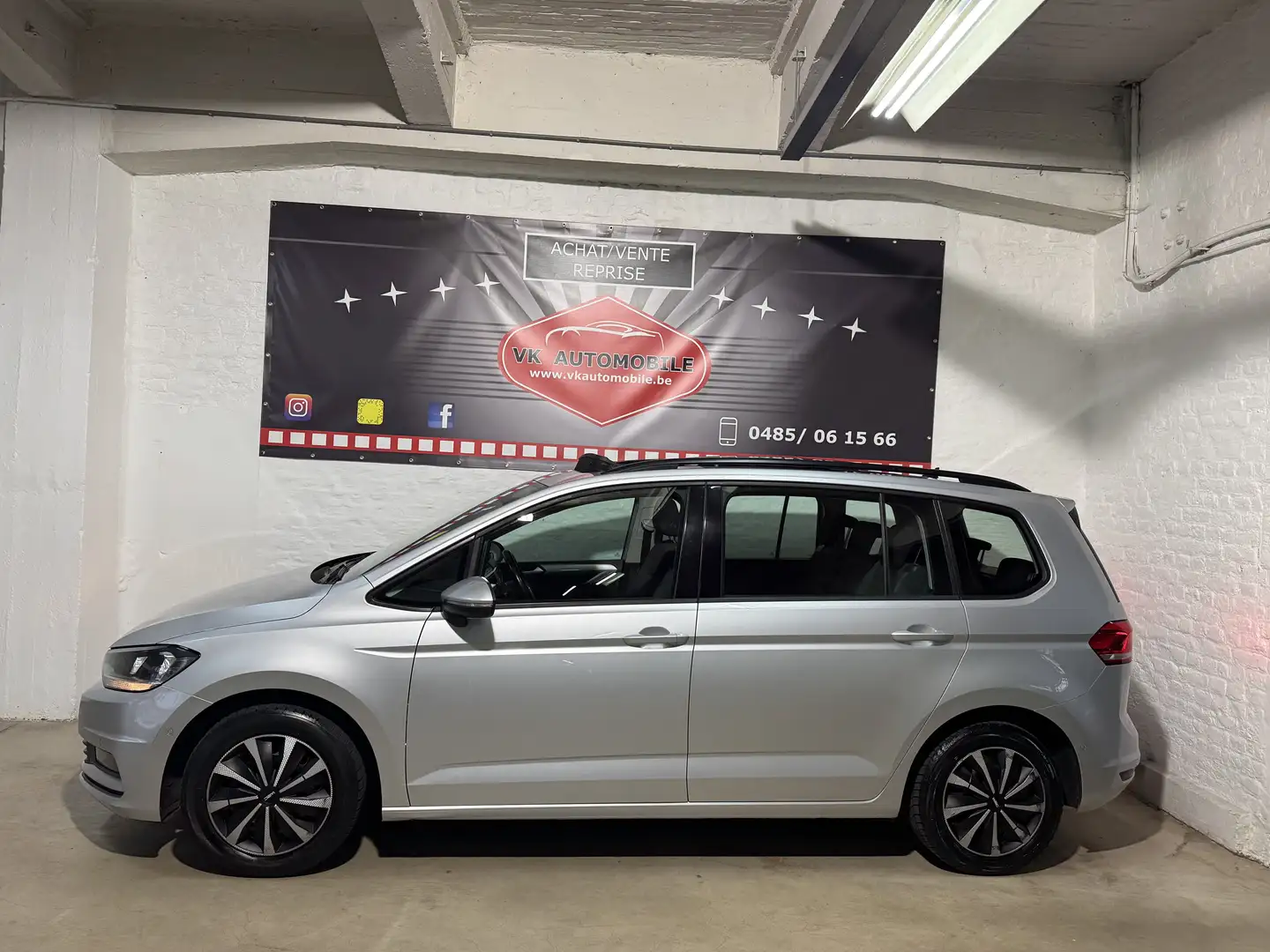 Volkswagen Touran 1.6 TDi SCR Trendline (EU6.2) Grey - 2