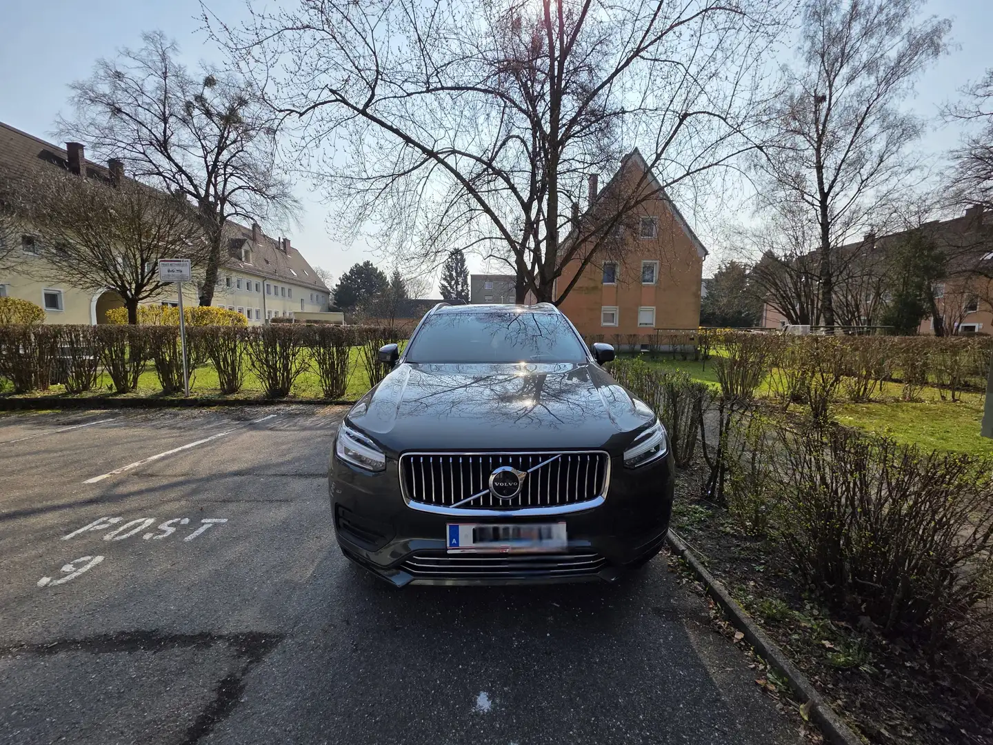 Volvo XC90 B5 AWD Momentum Grau - 1