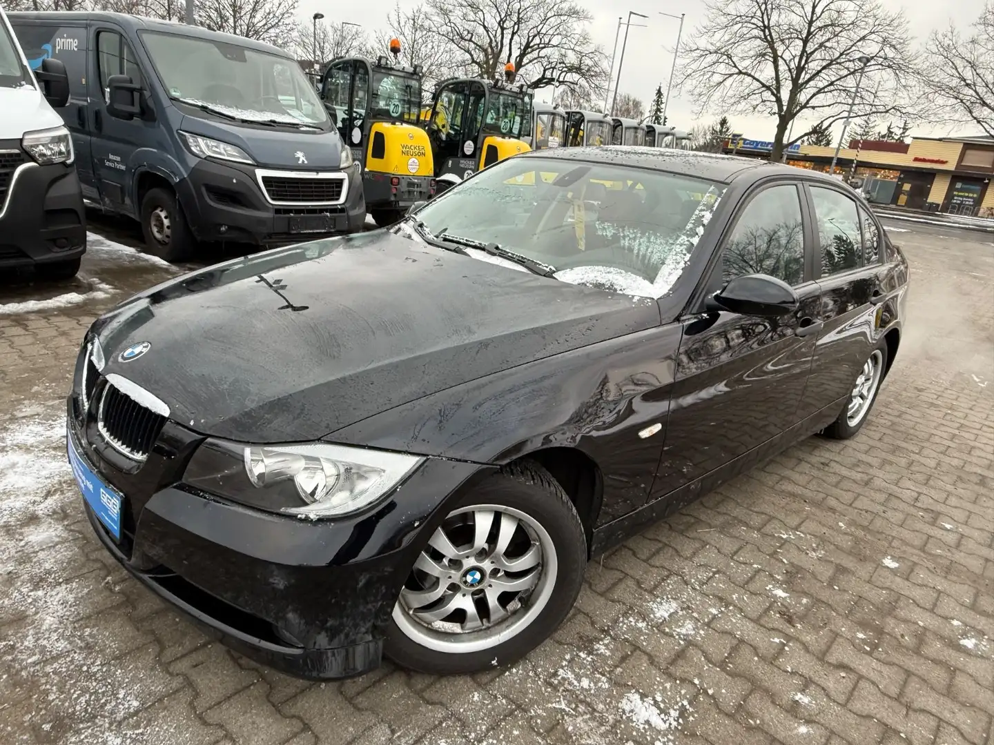 BMW 320 3 Limousine 320i Schwarz - 2