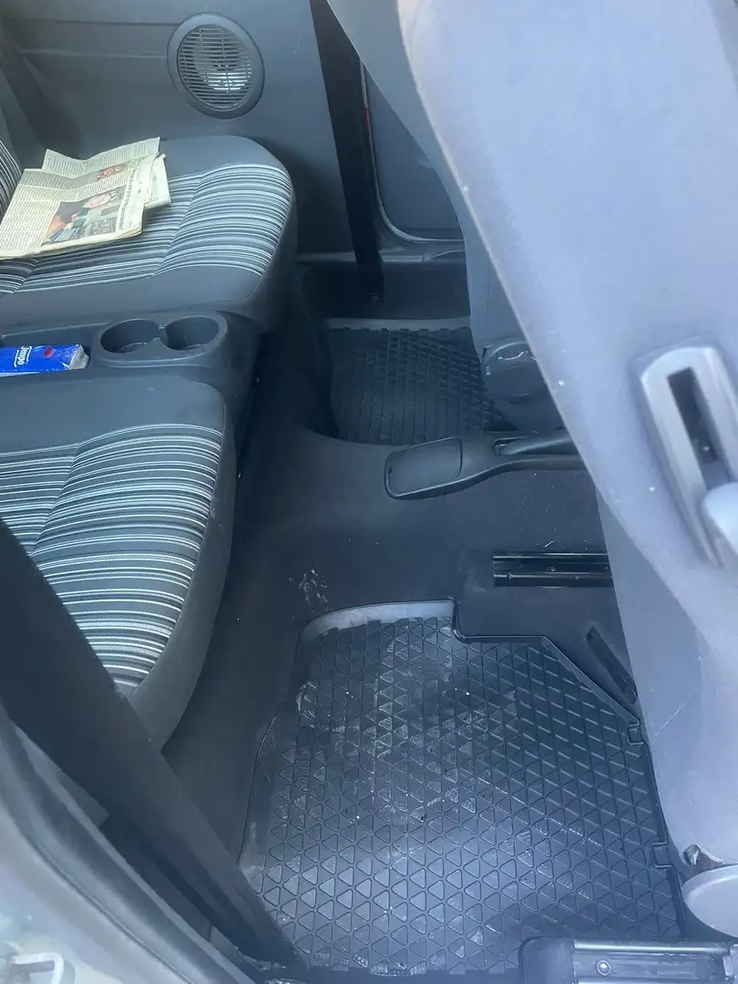 Volkswagen Fox 1.2 Trendline Grijs - 2