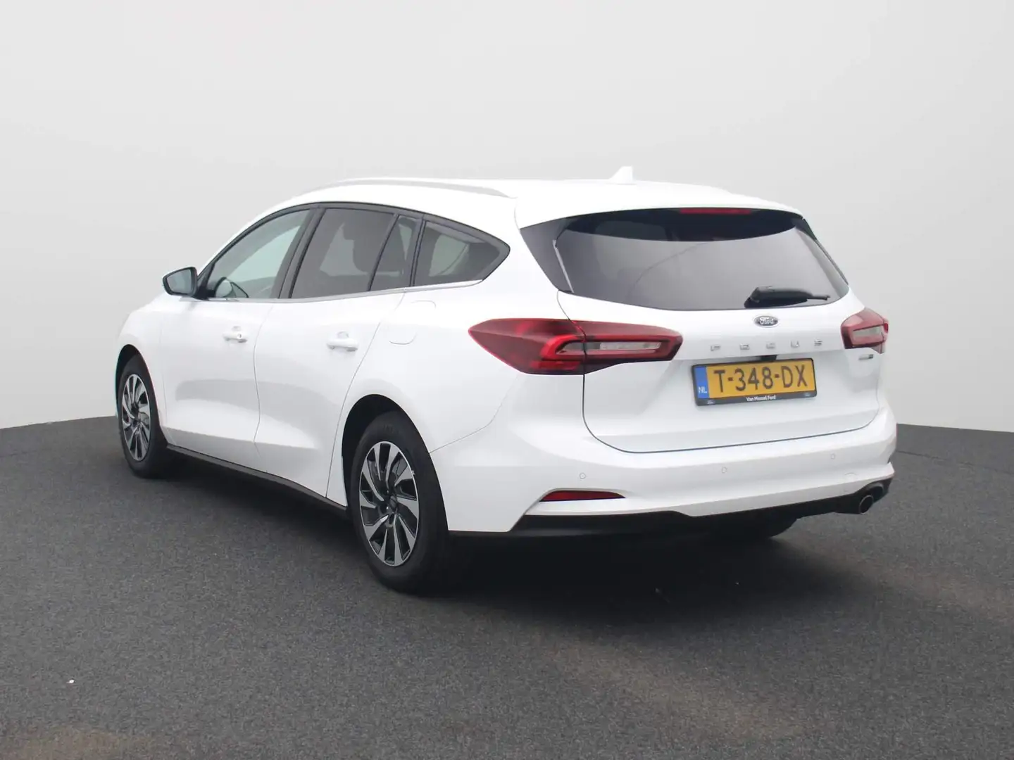 Ford Focus Wagon 1.0 EcoBoost Hybrid Titanium X | ECC | Navi Wit - 2