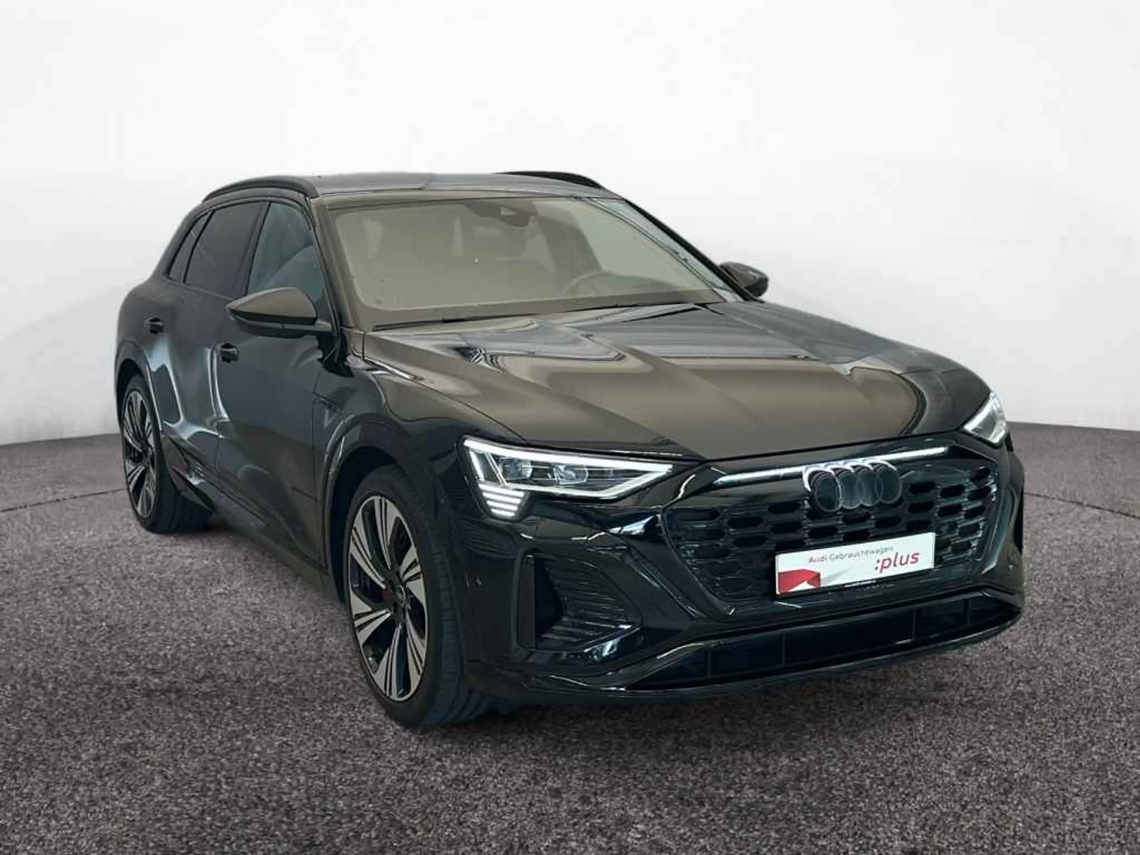 Audi Q8 e-tron 55 qua S line *AHK*MATRIX*HUD*R-CAM* — photo 3