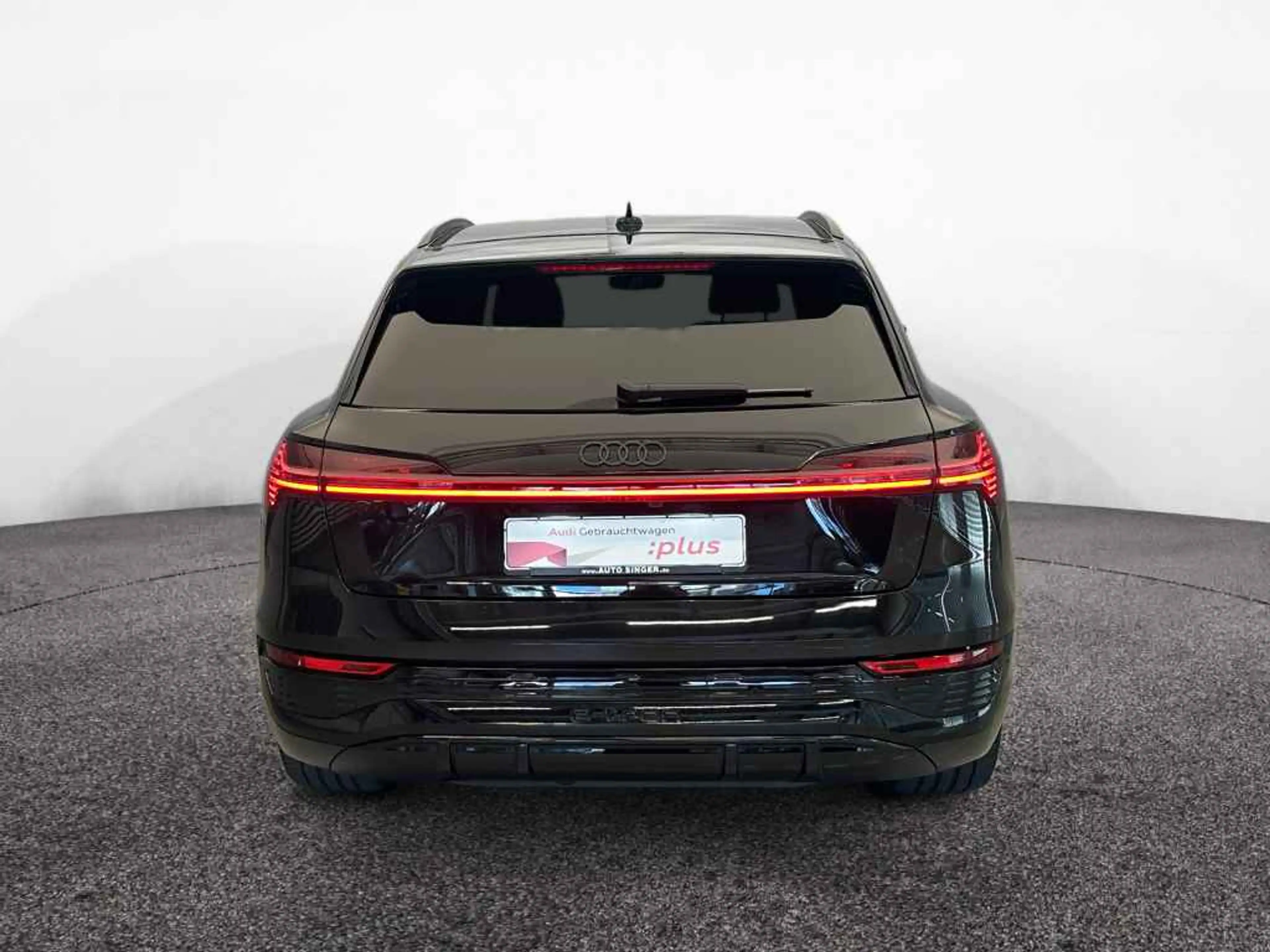 Audi Q8 e-tron 55 qua S line *AHK*MATRIX*HUD*R-CAM* — photo 7