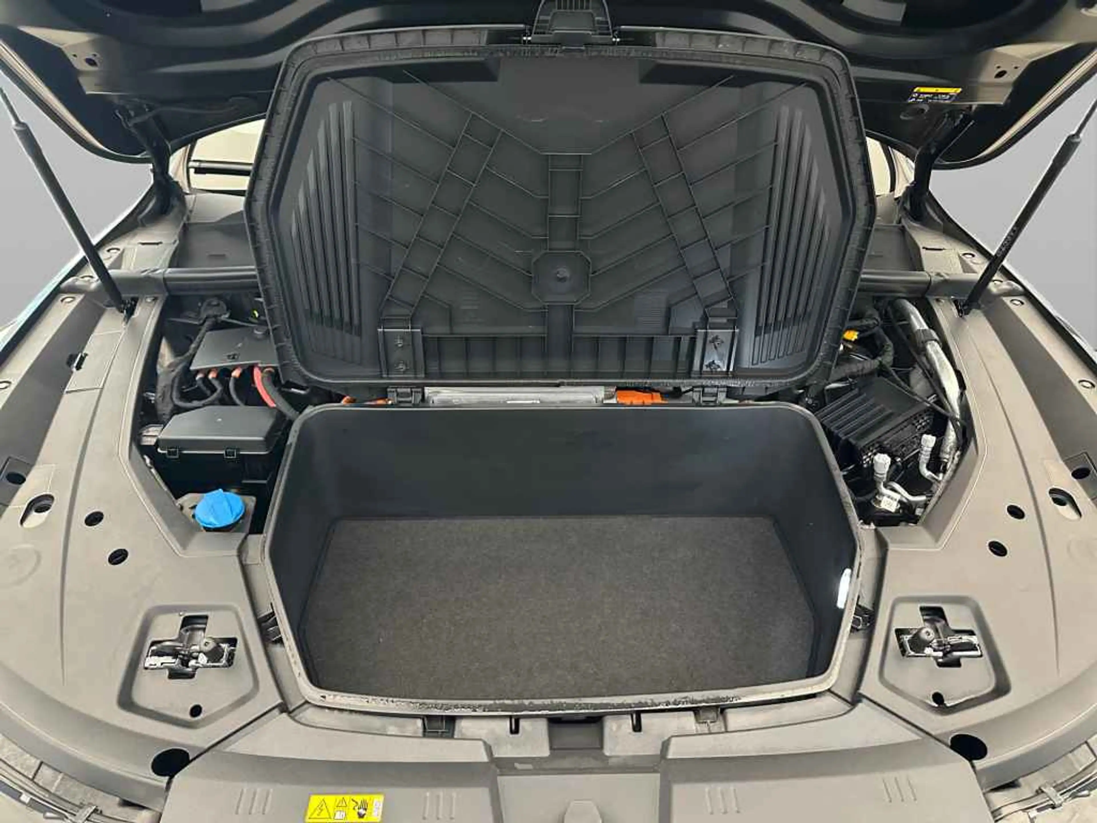 Audi Q8 e-tron 55 qua S line *AHK*MATRIX*HUD*R-CAM* — photo 15