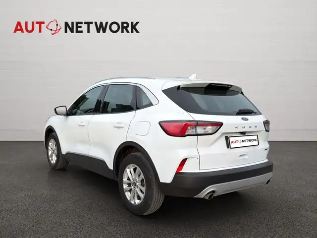 Ford Kuga view 4