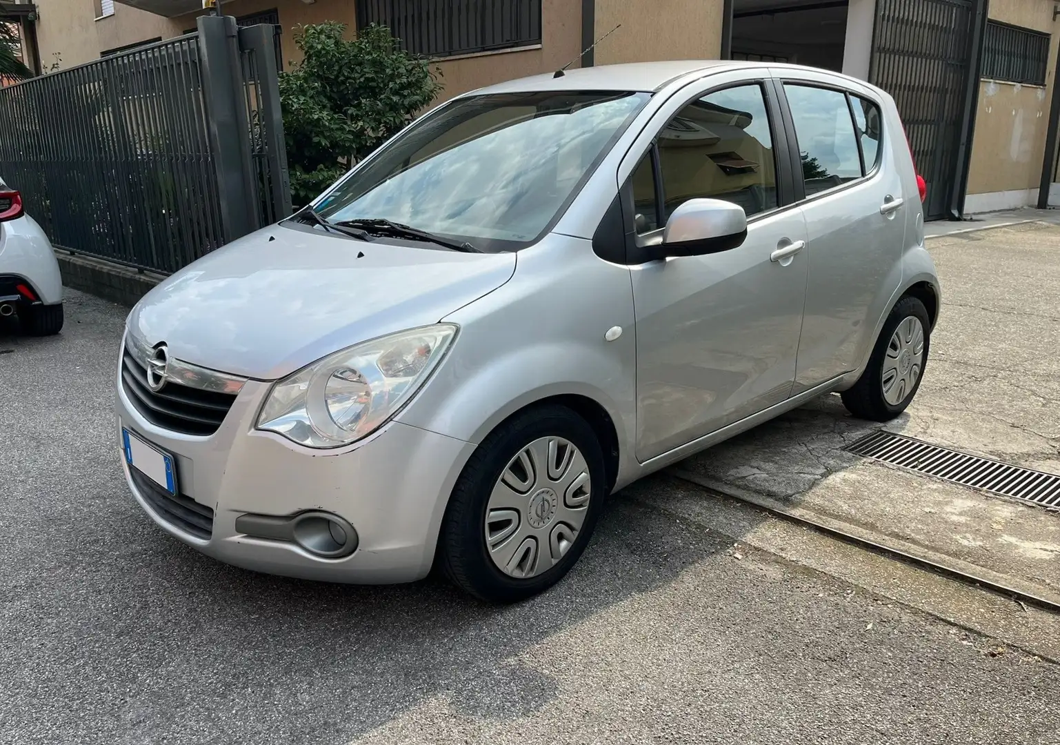 Opel Agila 1.0 12v Enjoy 65cv *UNIPROPRIETARIO* Argento - 1