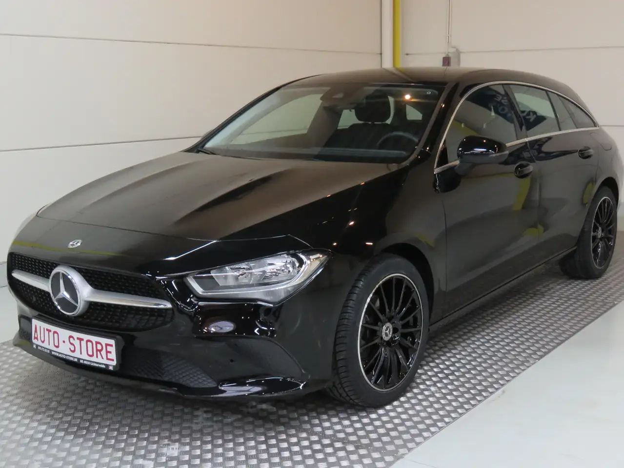 Mercedes-Benz CLA 180