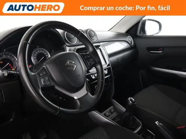 Suzuki Vitara view 12