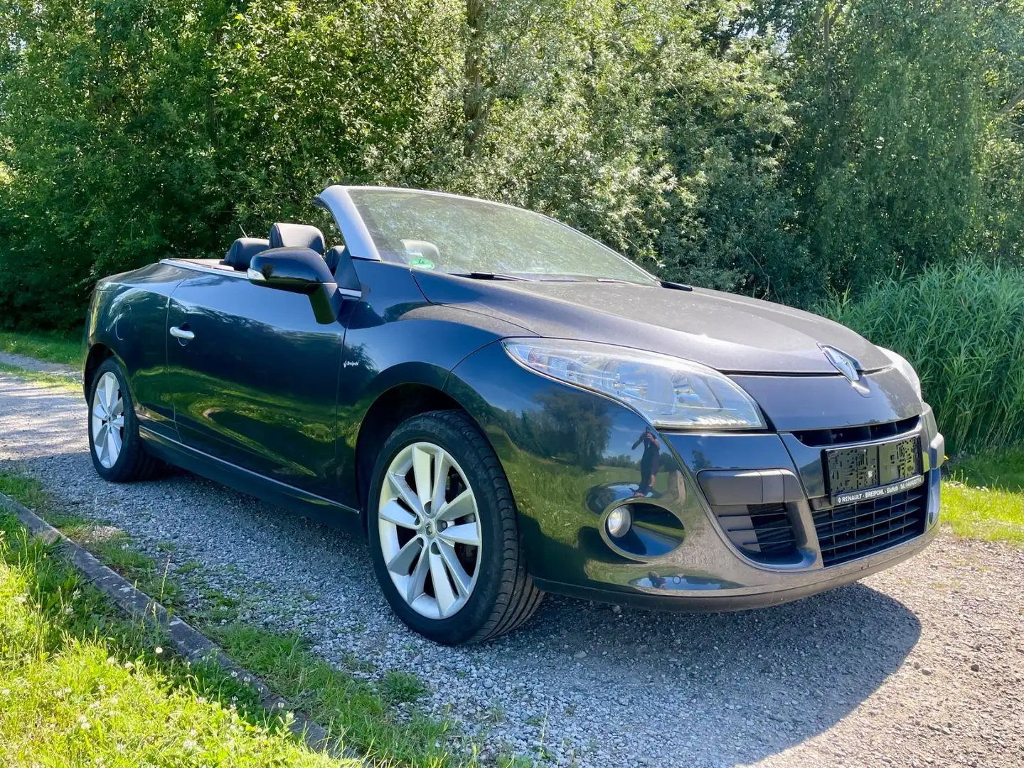 Renault Megane III 1.4l Cabrio Luxe Tüv=Neu! 2.Hand VB Grau - 1