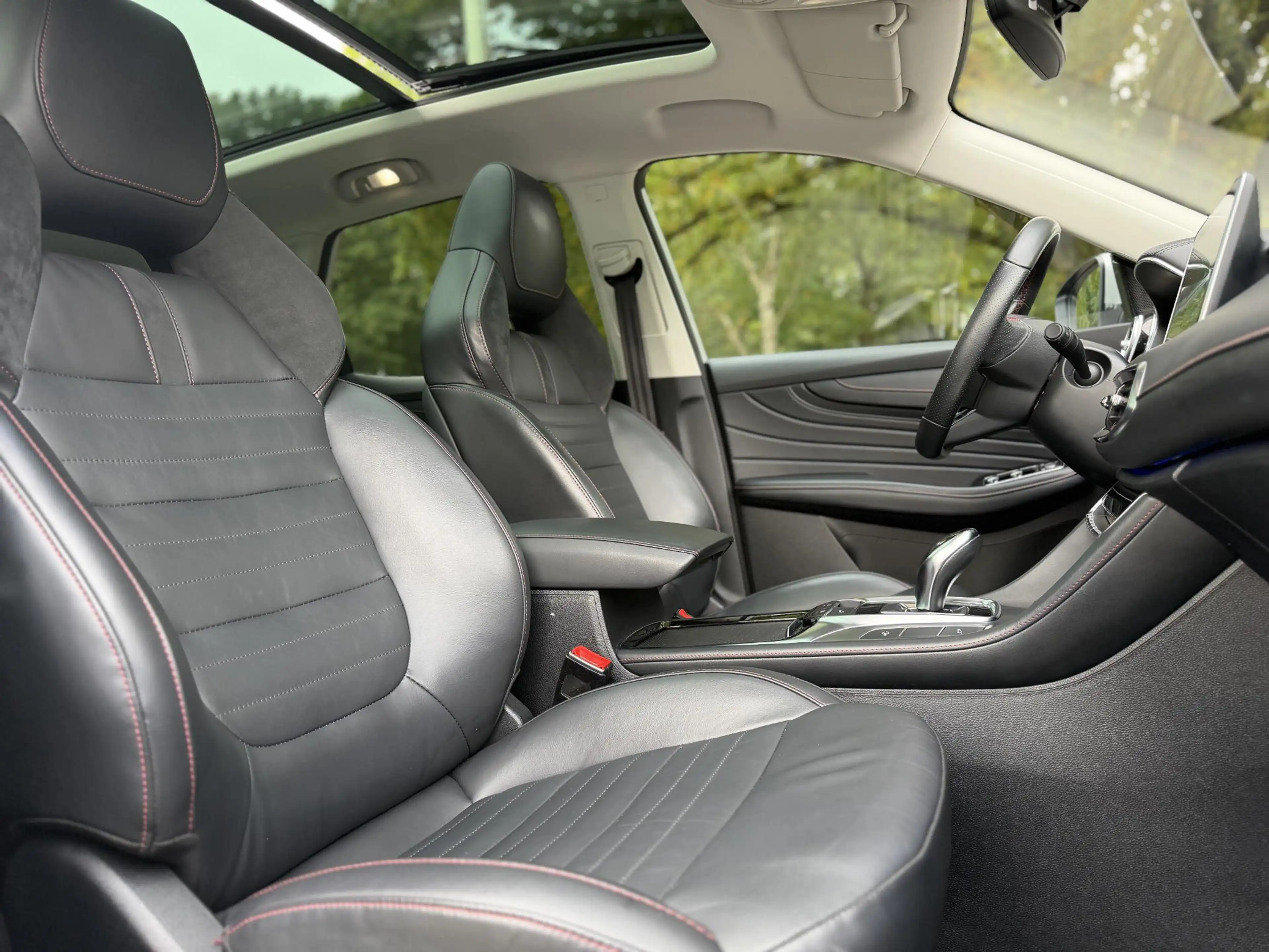 MG EHS 1.5 TGDI Luxury PHEV | Pano | Leder | 360 Camera | — photo 6